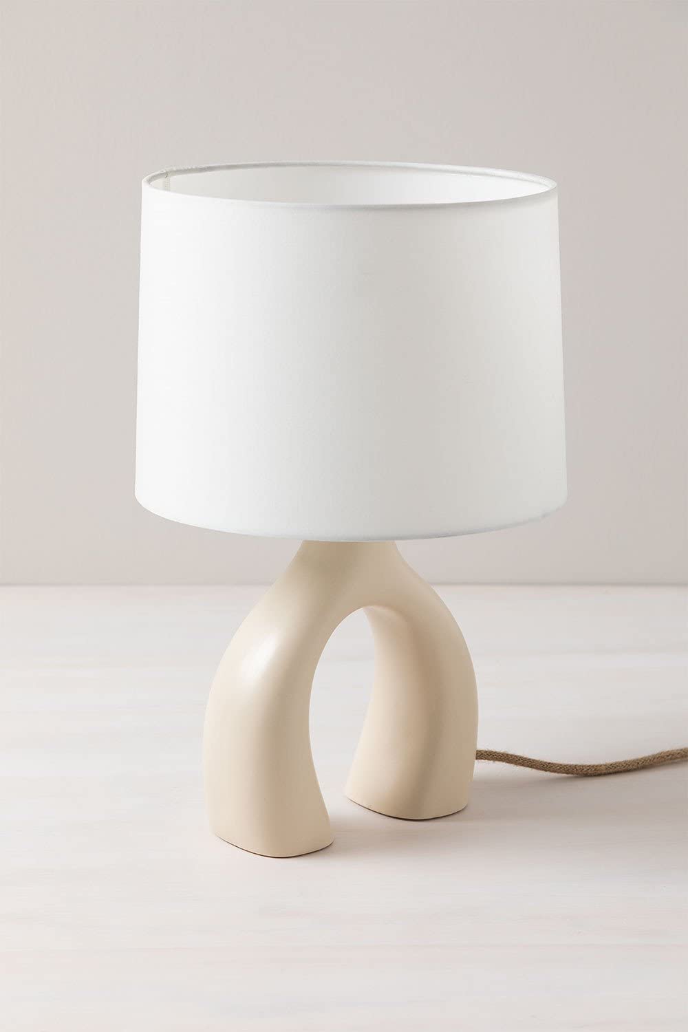 Sklum Ympa Gardenia lampada da tavolo bianca E27