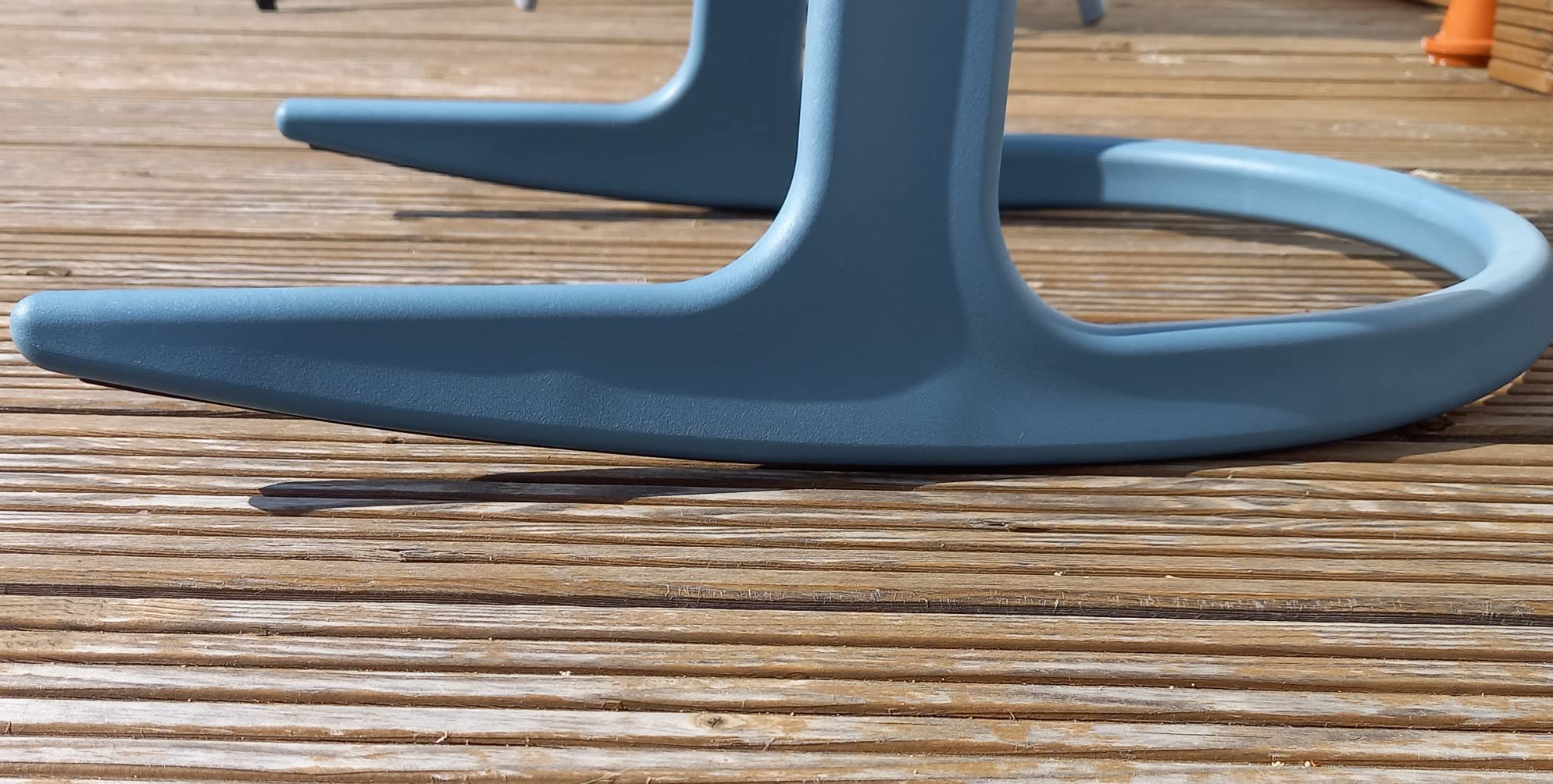 Varier Social Tilt sedia da pranzo bianca con braccioli