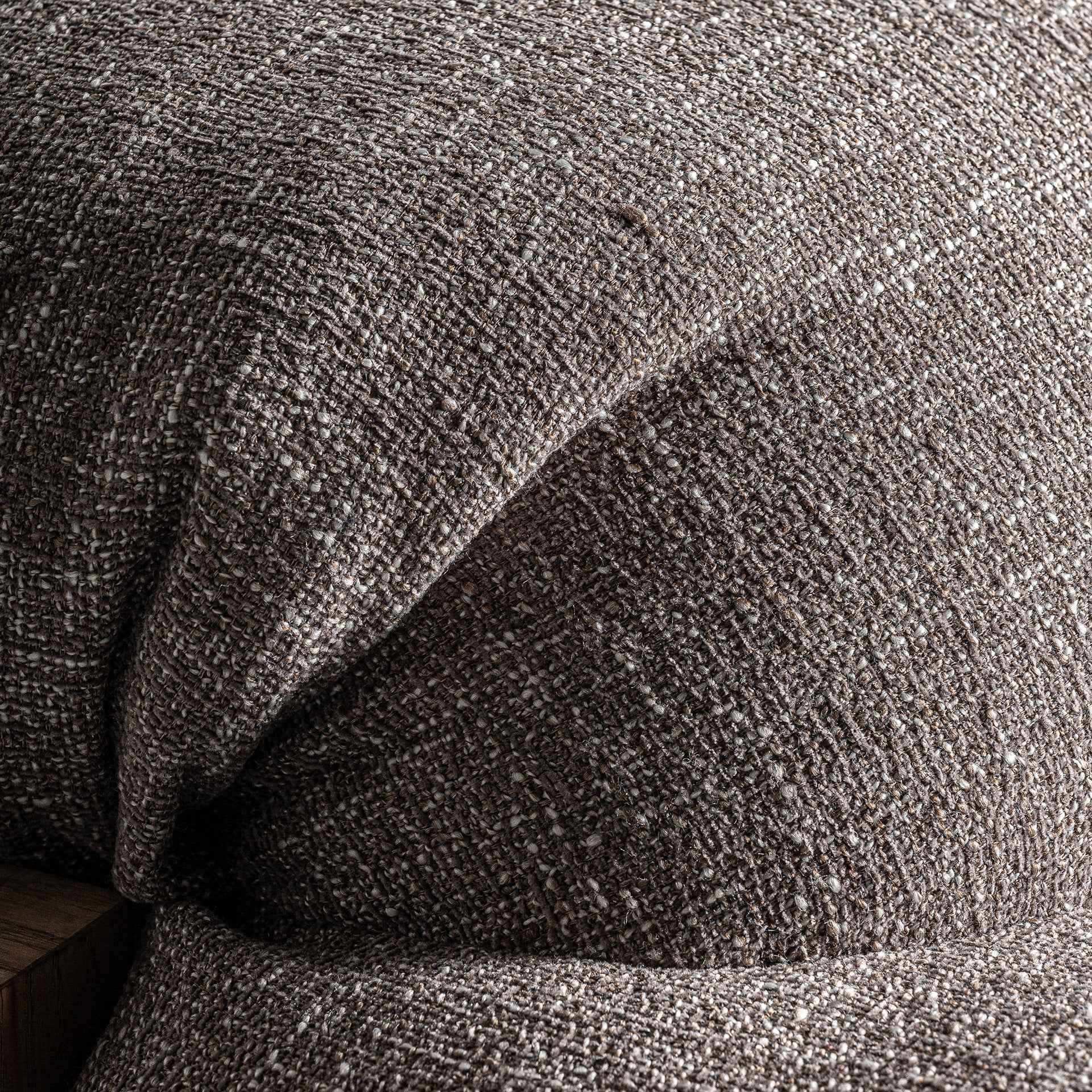Bambua Hesse poltrona lounge marrone in tessuto e legno