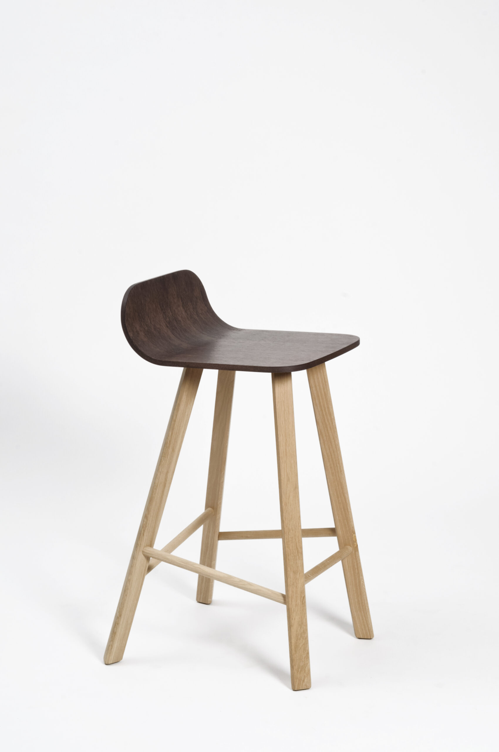 Colé Tria Stool LB sgabello schienale basso