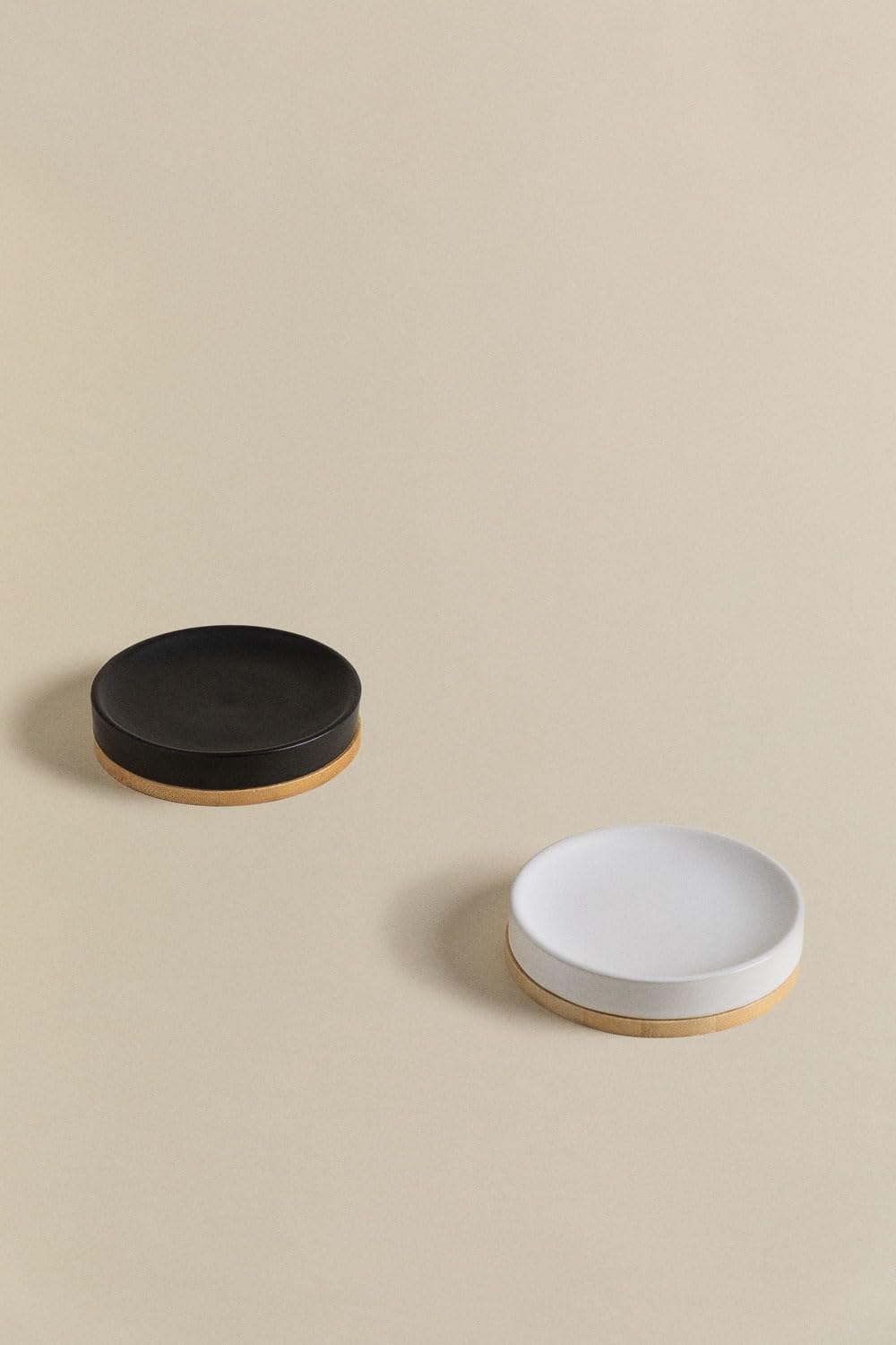 Sklum Elvan portasapone ceramica e bambù