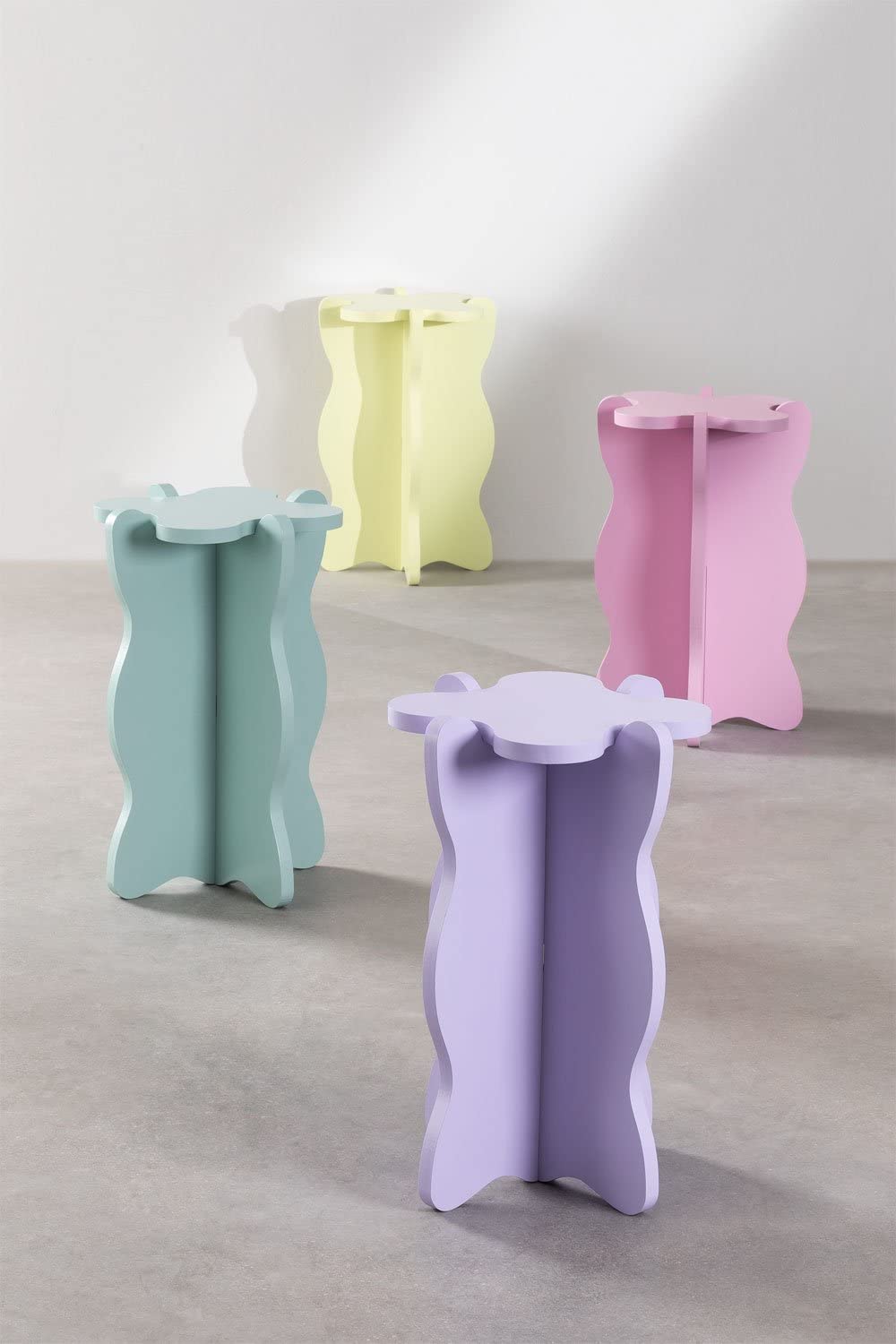 Sklum Olinka Comodino Giallo Lima 35x35 cm MDF Curvo