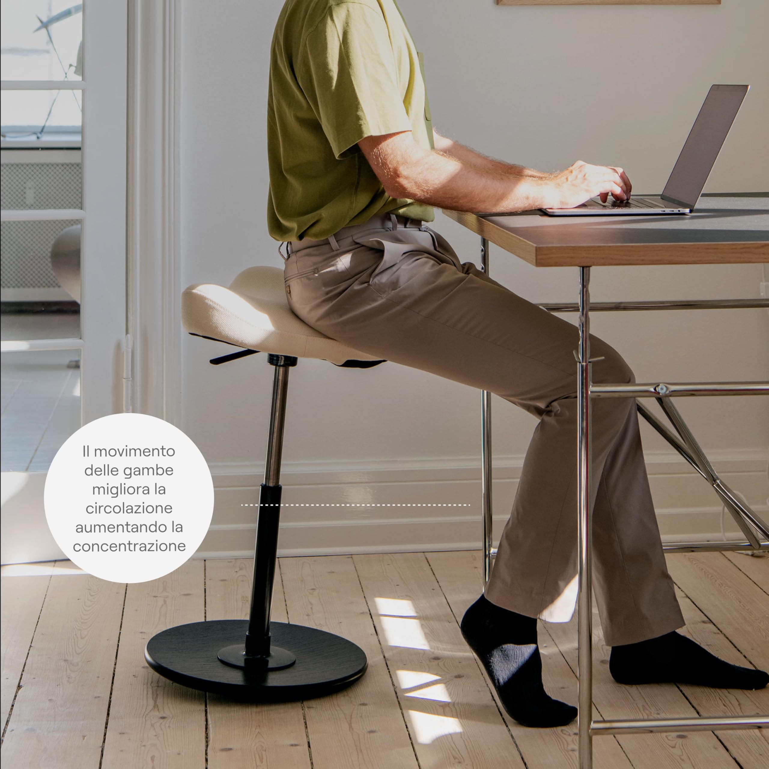 Varier Move sgabello ergonomico sit-stand naturale/nero