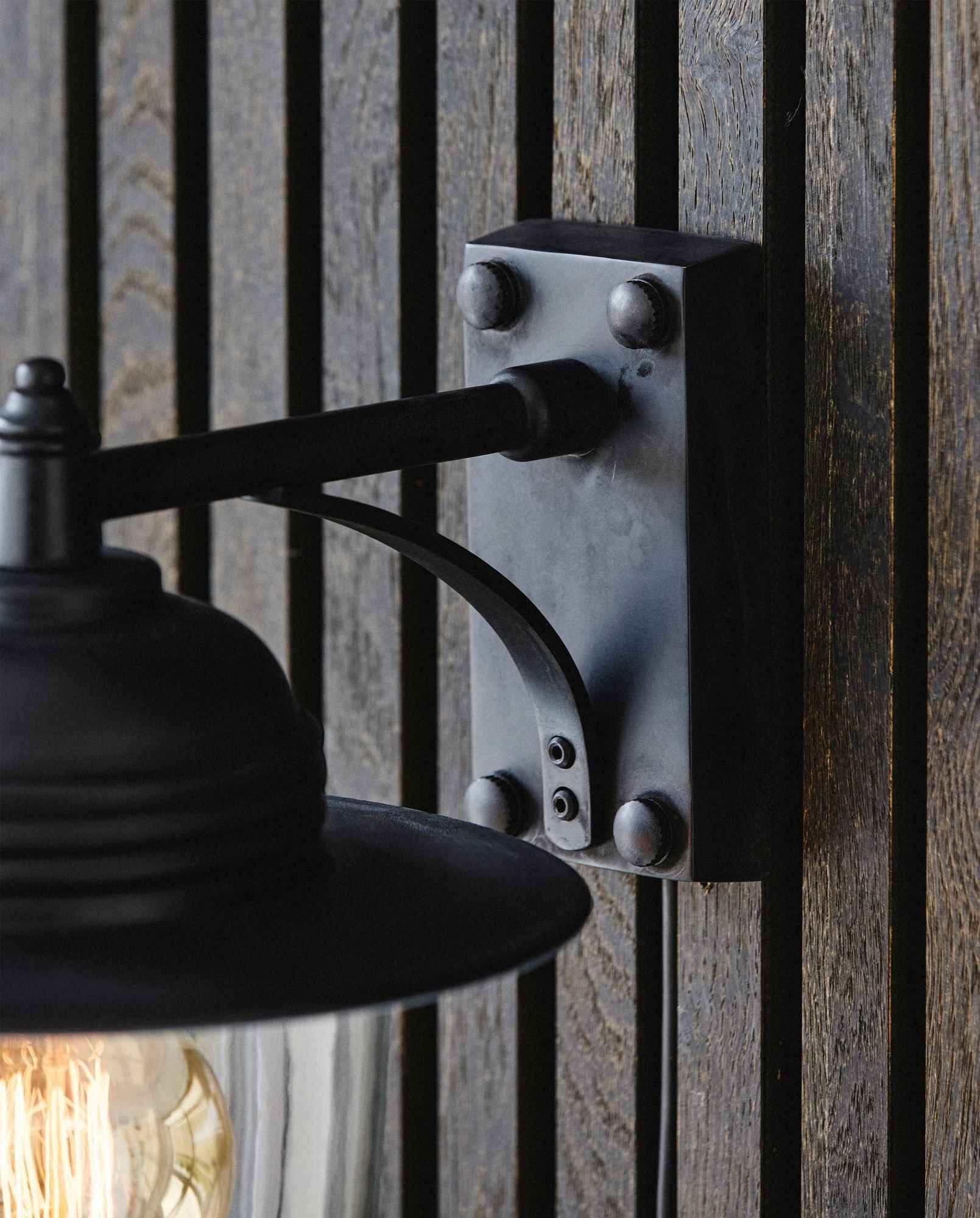 Bambua lampada da parete esterno nera E27