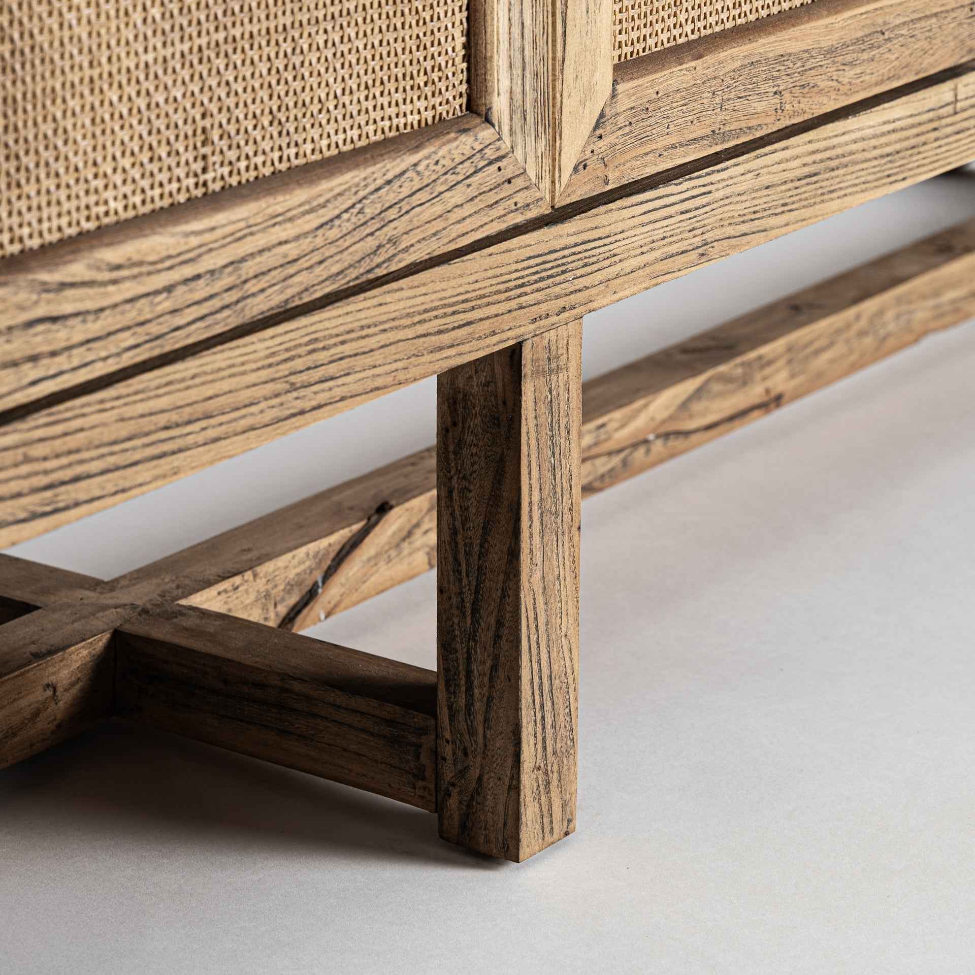 Bambua Byremo credenza 5 ante olmo e rattan