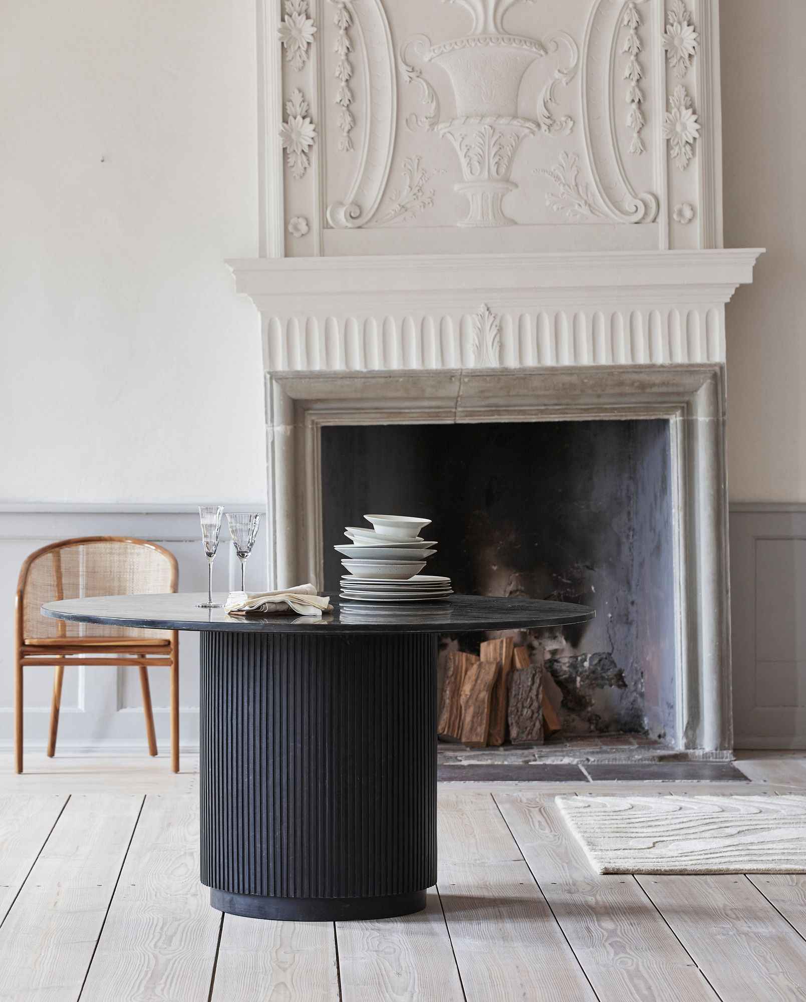 Bambua ERIE tavolo rotondo marmo nero base legno