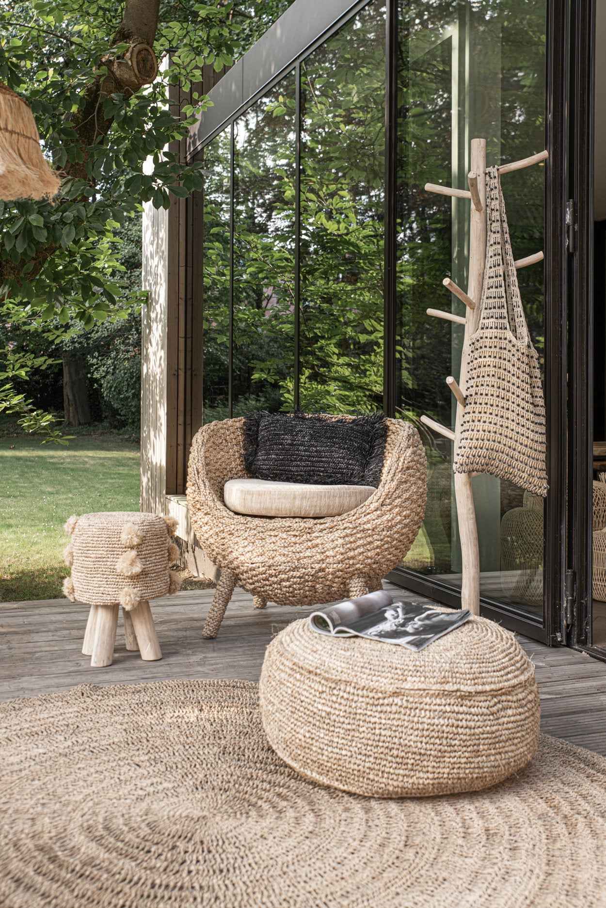 Bambua Raffia Flores pouf in rafia Natural