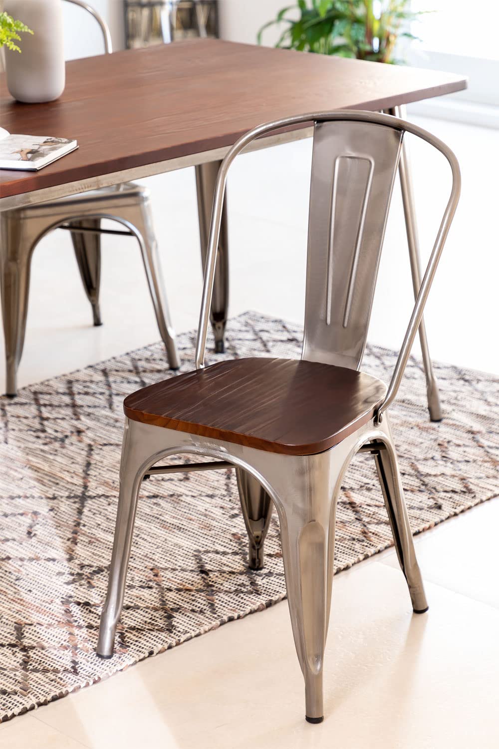 Sklum LIX sedia impilabile legno piallato