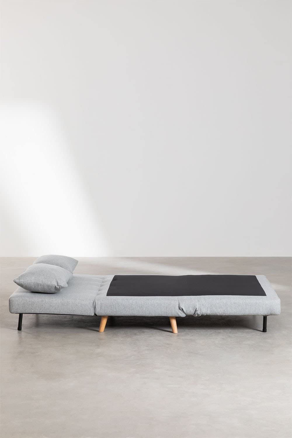 Sklum Elen Essentials Divano Letto 2 Posti in Tessuto con Cuscini