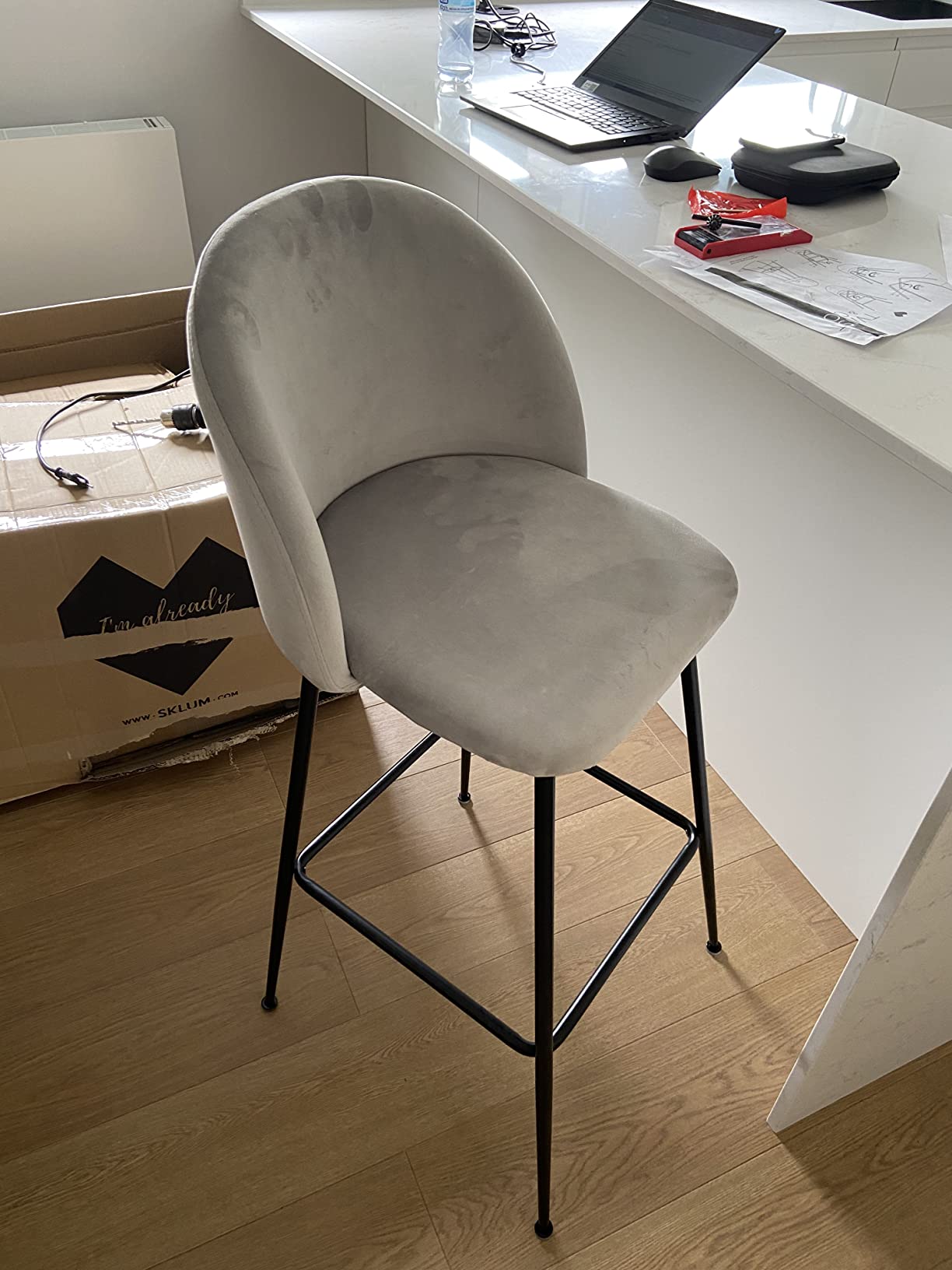 Sklum Kana sgabello alto in velluto 75 cm
