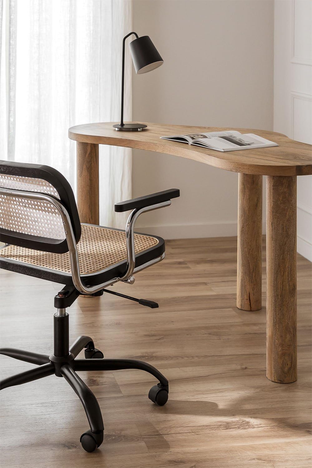 Sklum Anecy Scrivania in Legno di Mango 140 cm