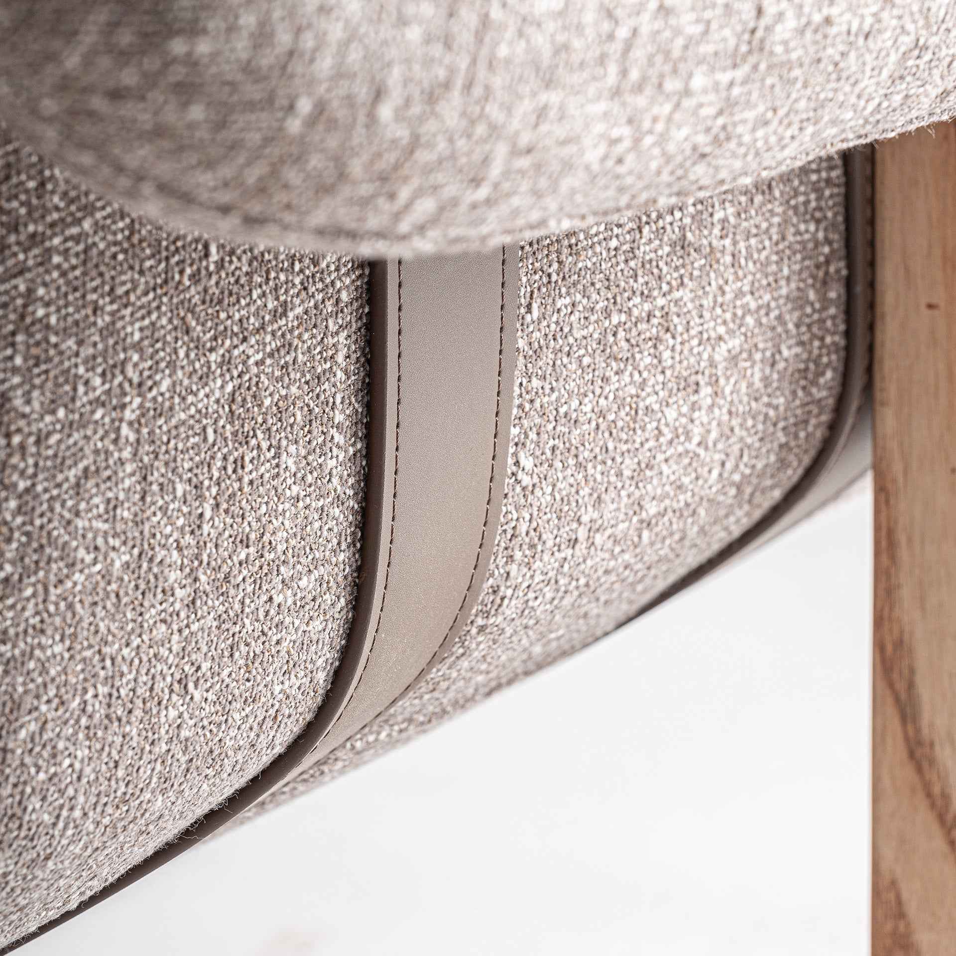 Bambua Hesse poltrona lounge marrone in tessuto e legno