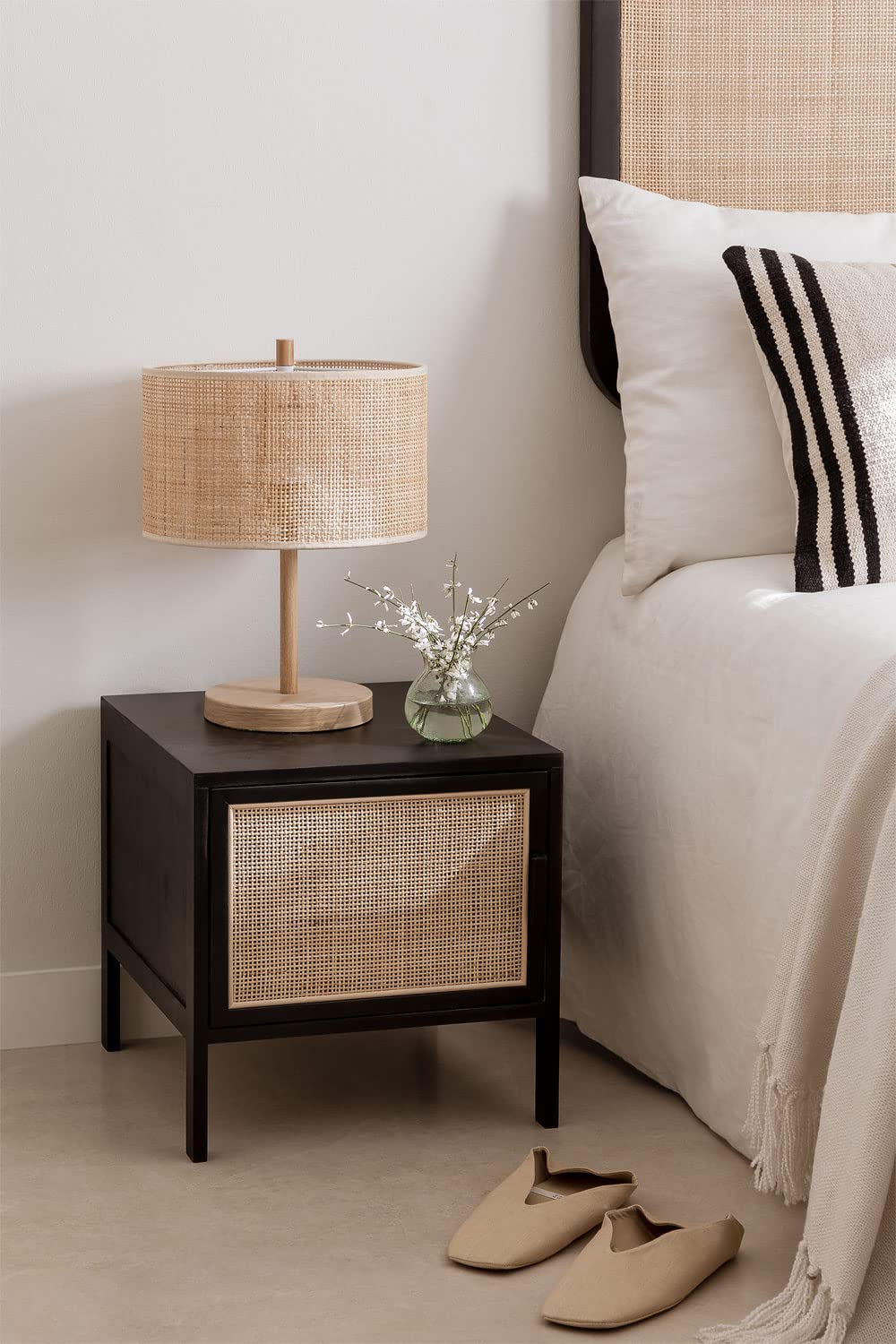 Sklum Reyna comodino rattan e legno pino