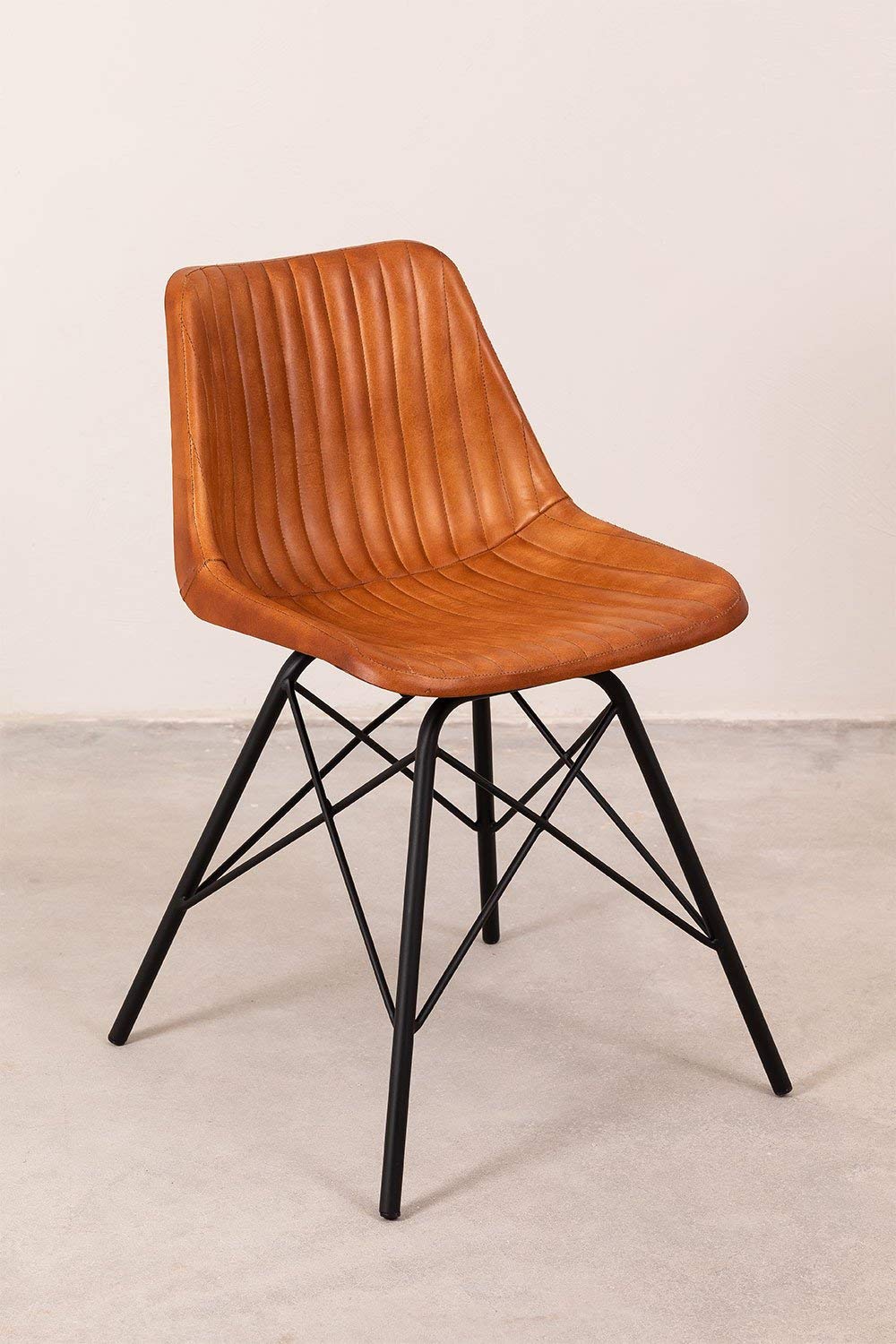 Sklum Kubyh Sedia in Pelle di Capra con Gambe Ferro