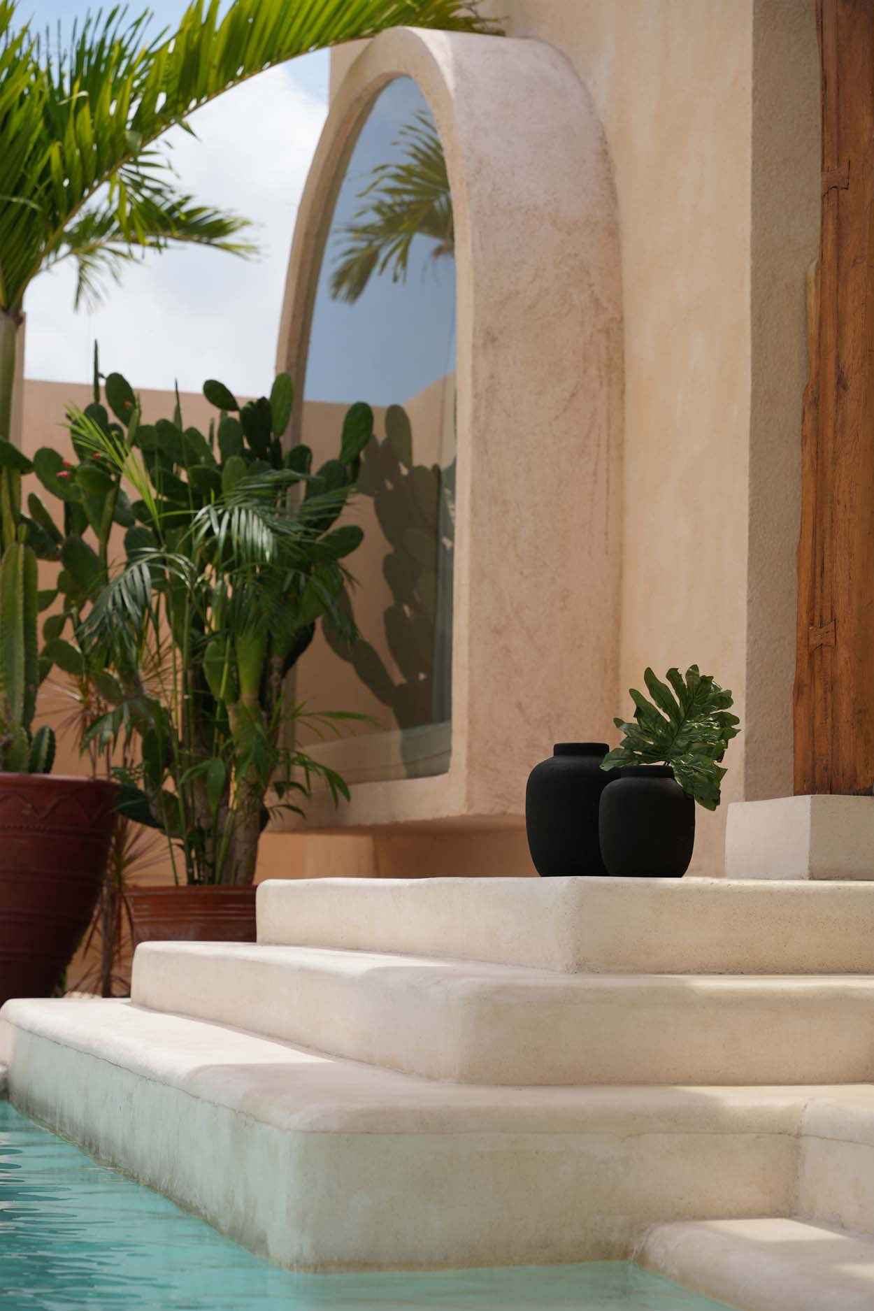 Bambua Peaky vaso terracotta nero M