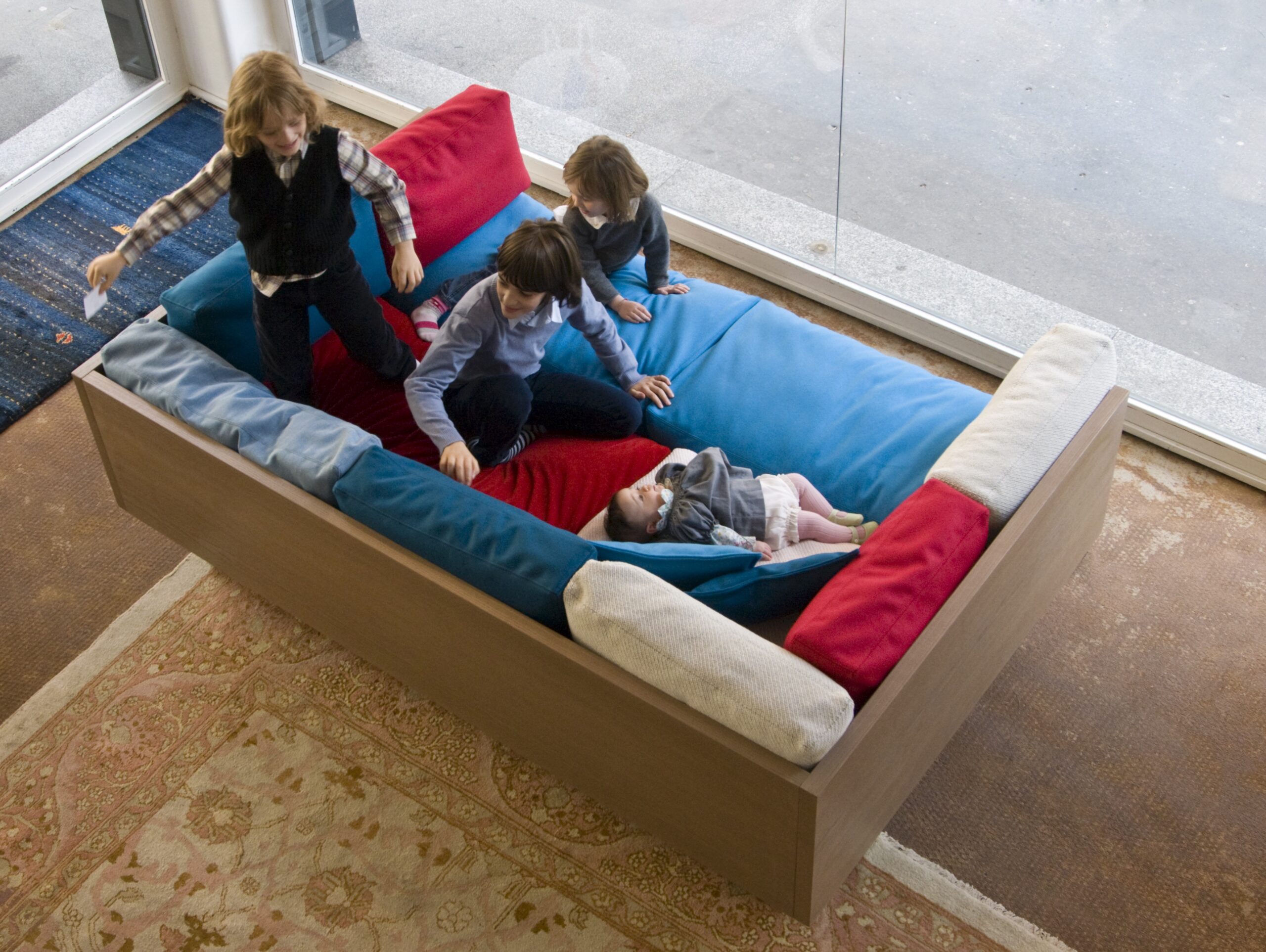 Colé Ottoman Sofa L divano basso tessuto