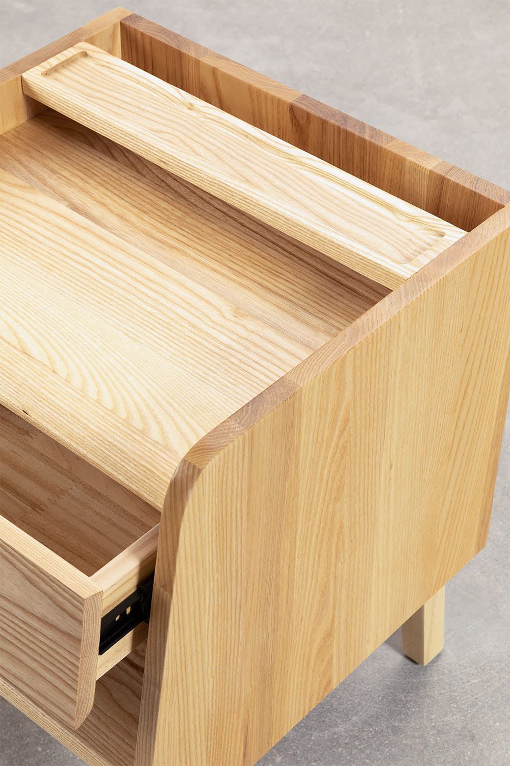 Sklum Amde comodino legno naturale 42 cm frassino