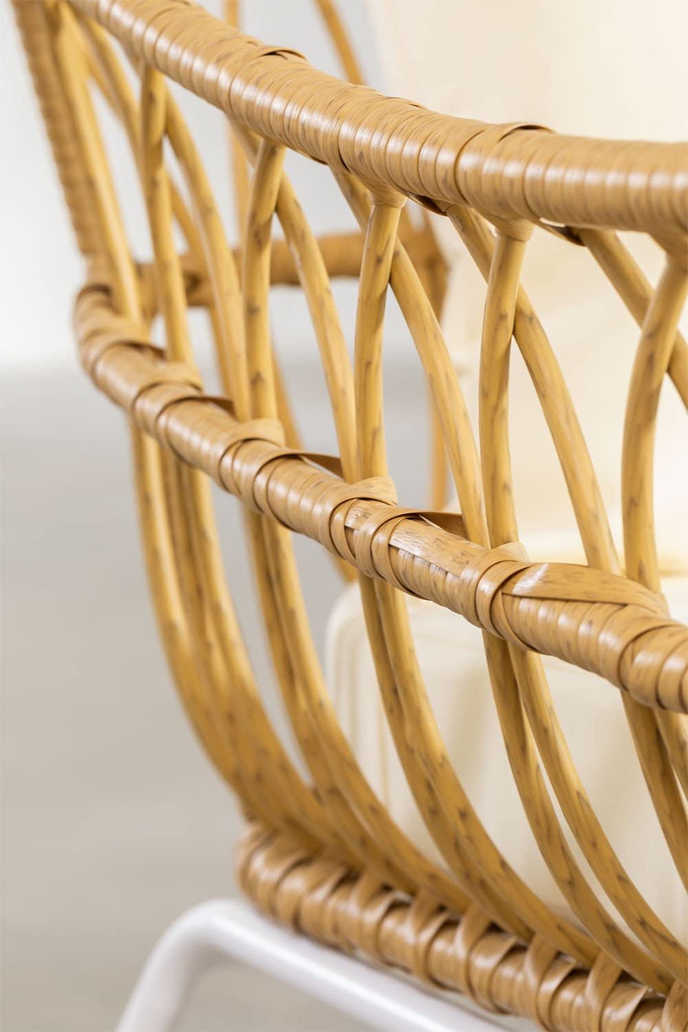Sklum Naomi poltrona giardino rattan braccioli natural