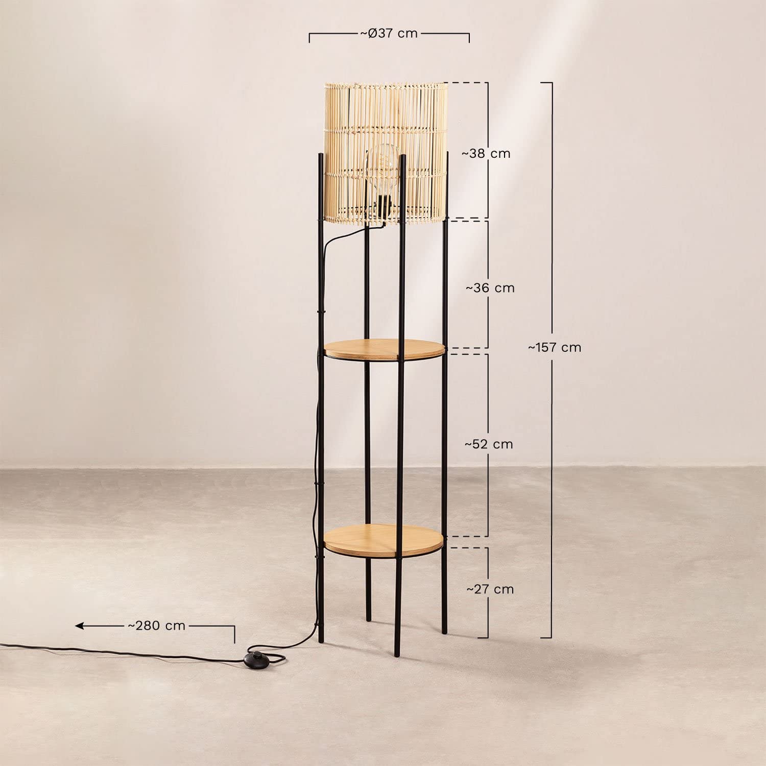 Sklum Loopa lampada da terra rattan con ripiani marrone