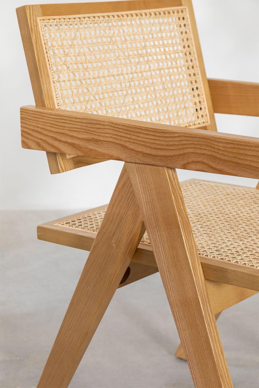 Sklum Lali sedia pranzo frassino rattan con braccioli