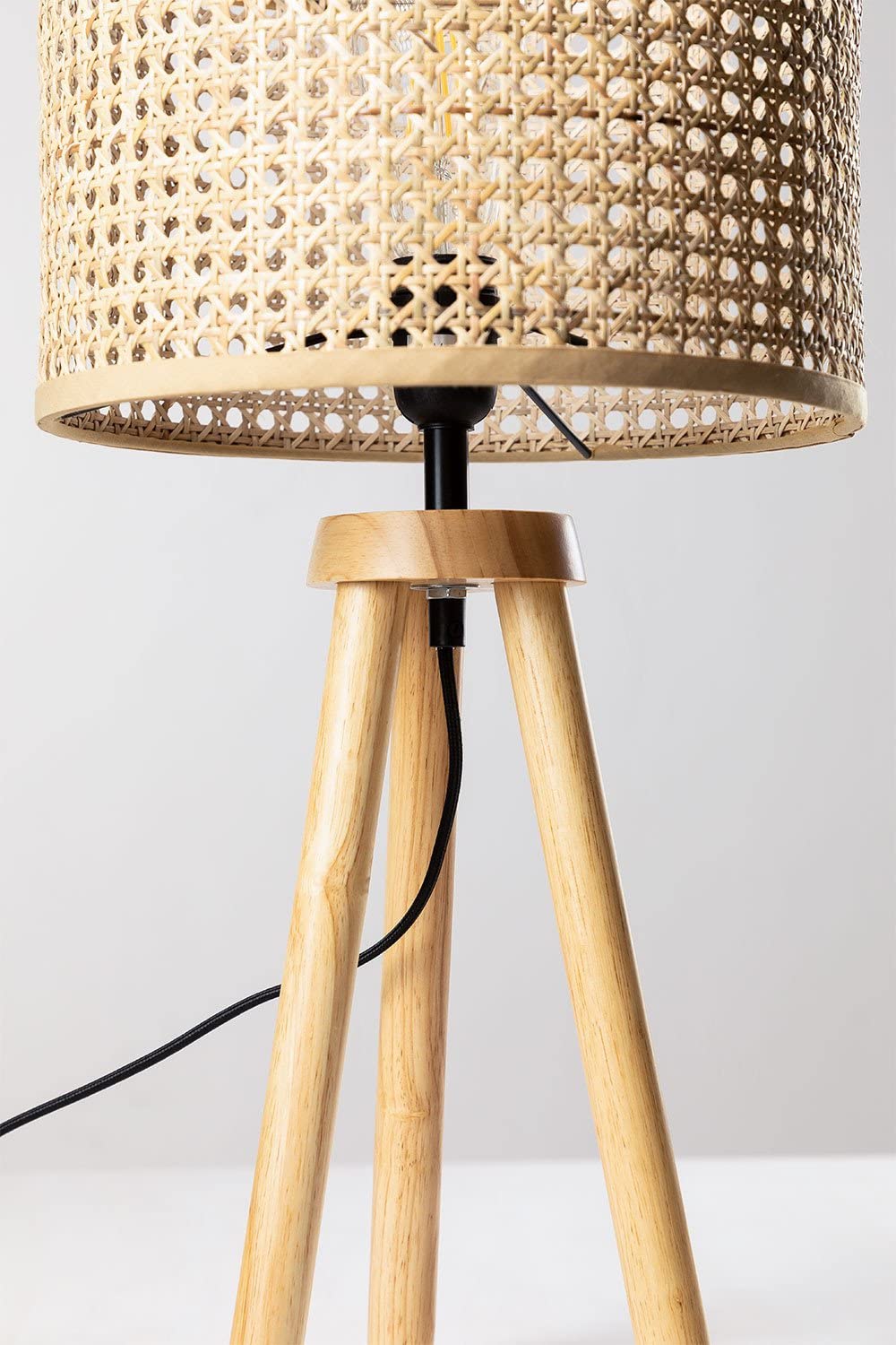 Sklum Serri lampada da tavolo rattan marrone naturale E27