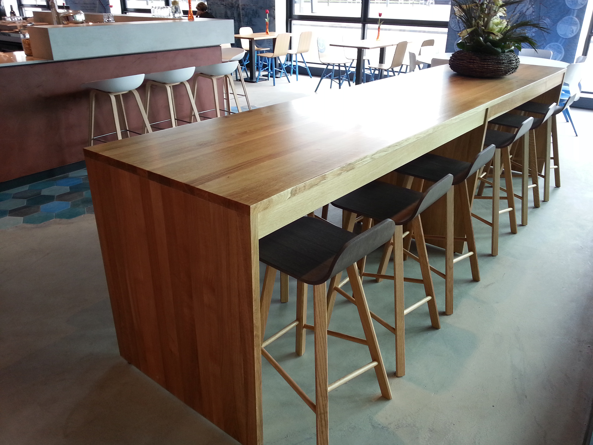 Colé Tria Stool LB sgabello schienale basso