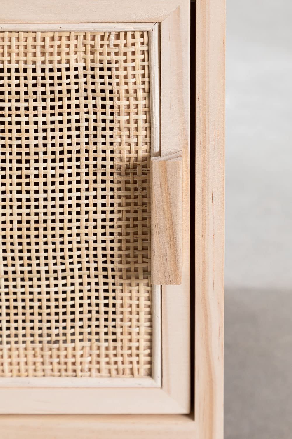 Sklum Reyna comodino rattan e legno pino