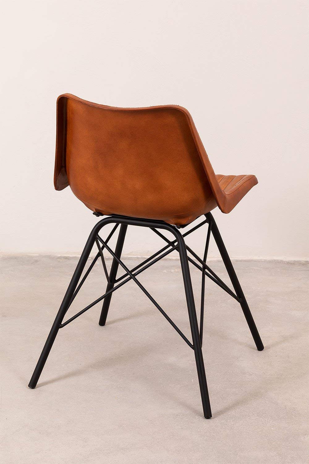 Sklum Kubyh Sedia in Pelle di Capra con Gambe Ferro