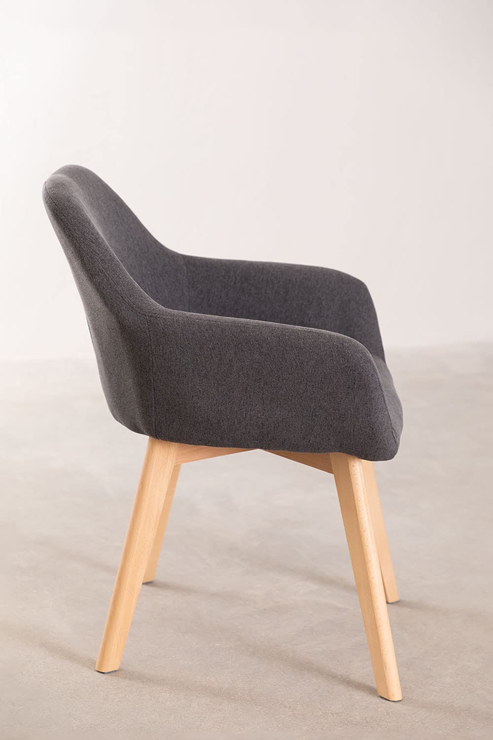 Sklum Ervi Design sedia da pranzo braccioli faggio