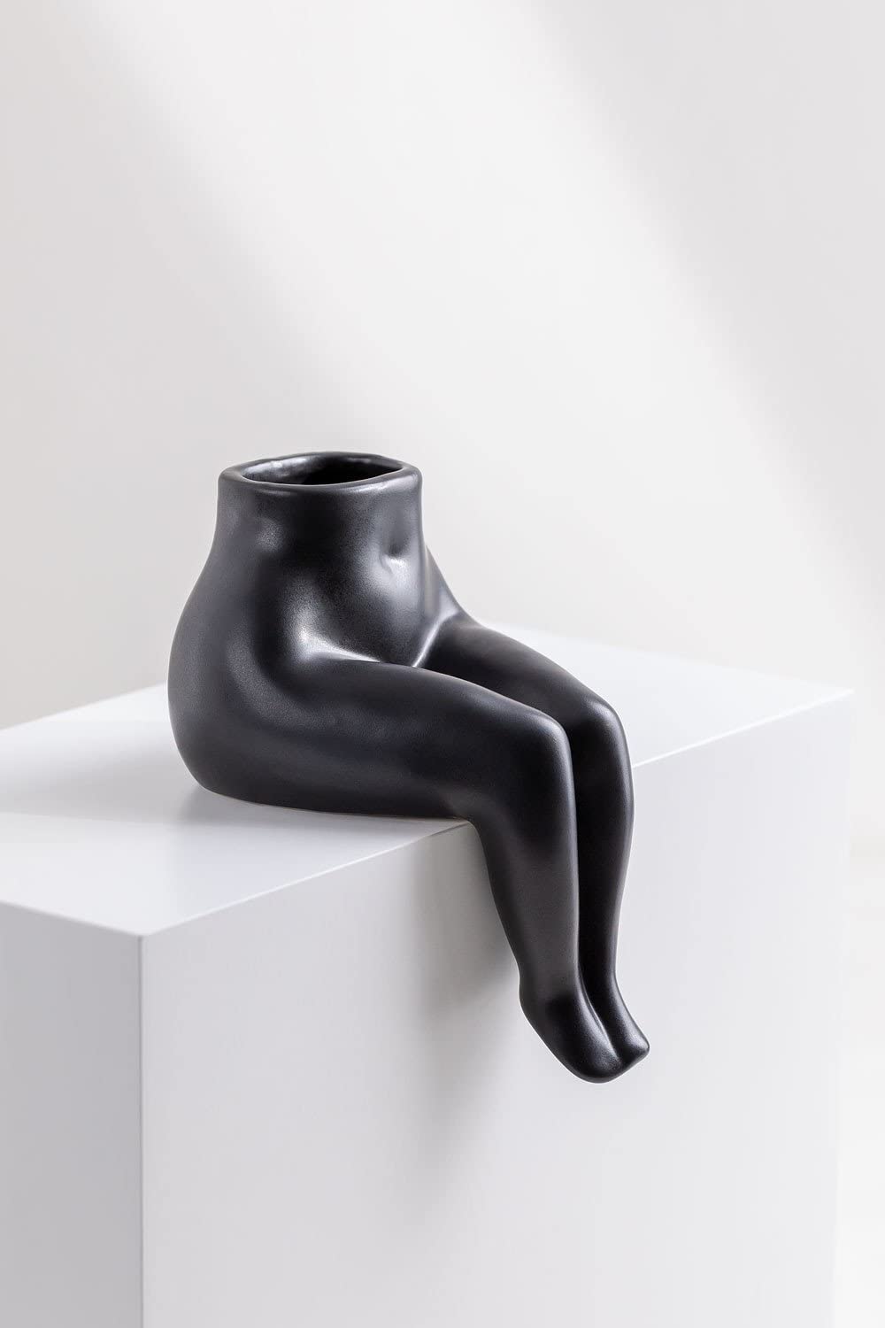 Sklum Irenka Vaso in Ceramica Nero Decorativo