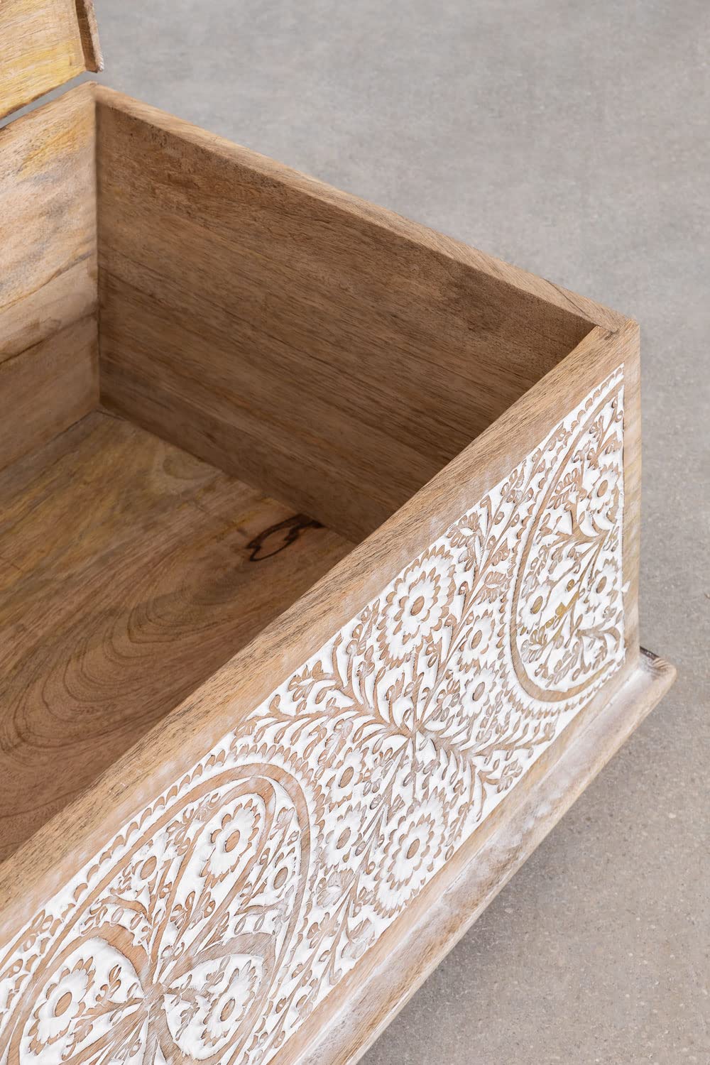 Sklum Nanup baule legno mango bianco vintage
