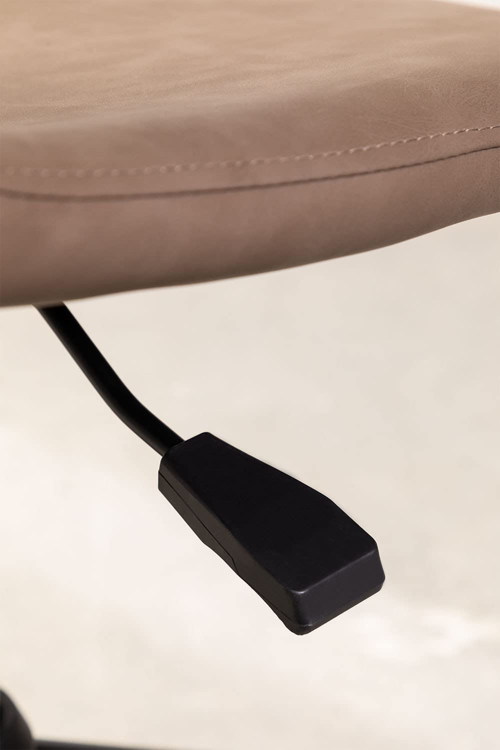 Sklum Glamm sedia da scrivania similpelle con ruote