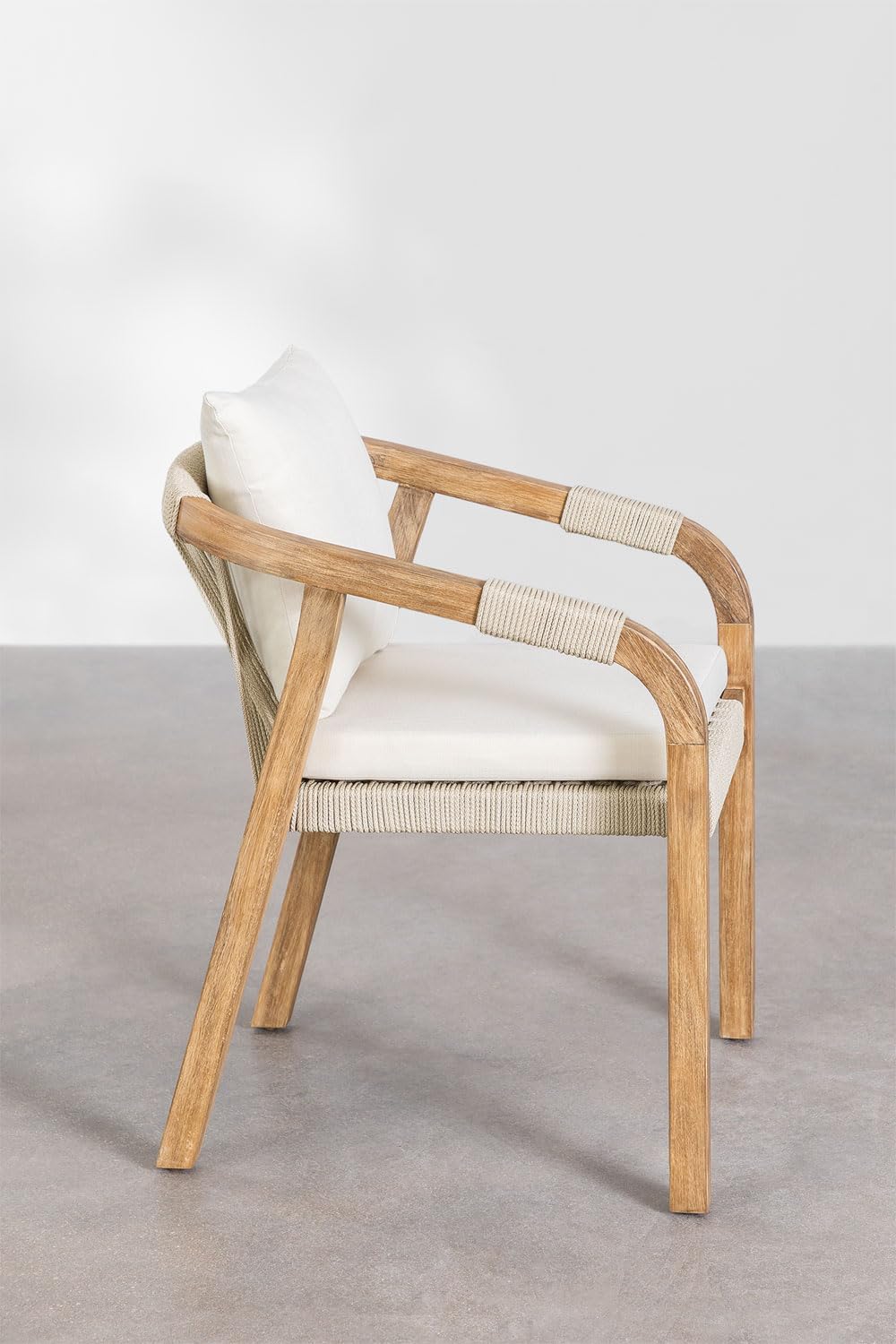 Sklum Dubai sedia da giardino con braccioli in acacia