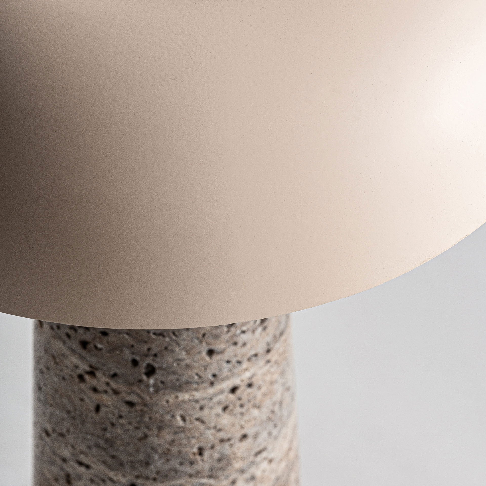 Bambua Cendra lampada da tavolo travertino crema