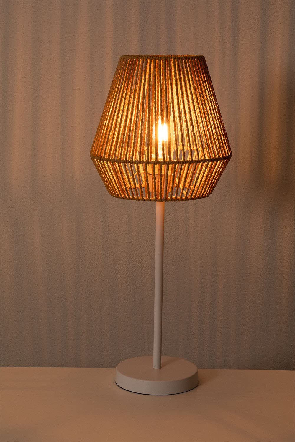 Sklum Sabar lampada tavolo carta natural