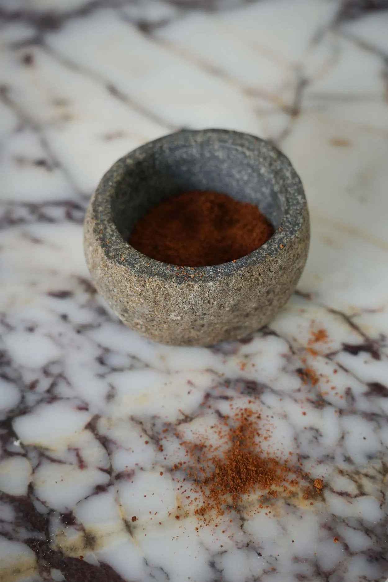 Bambua River Stone ciotola pietra nera S