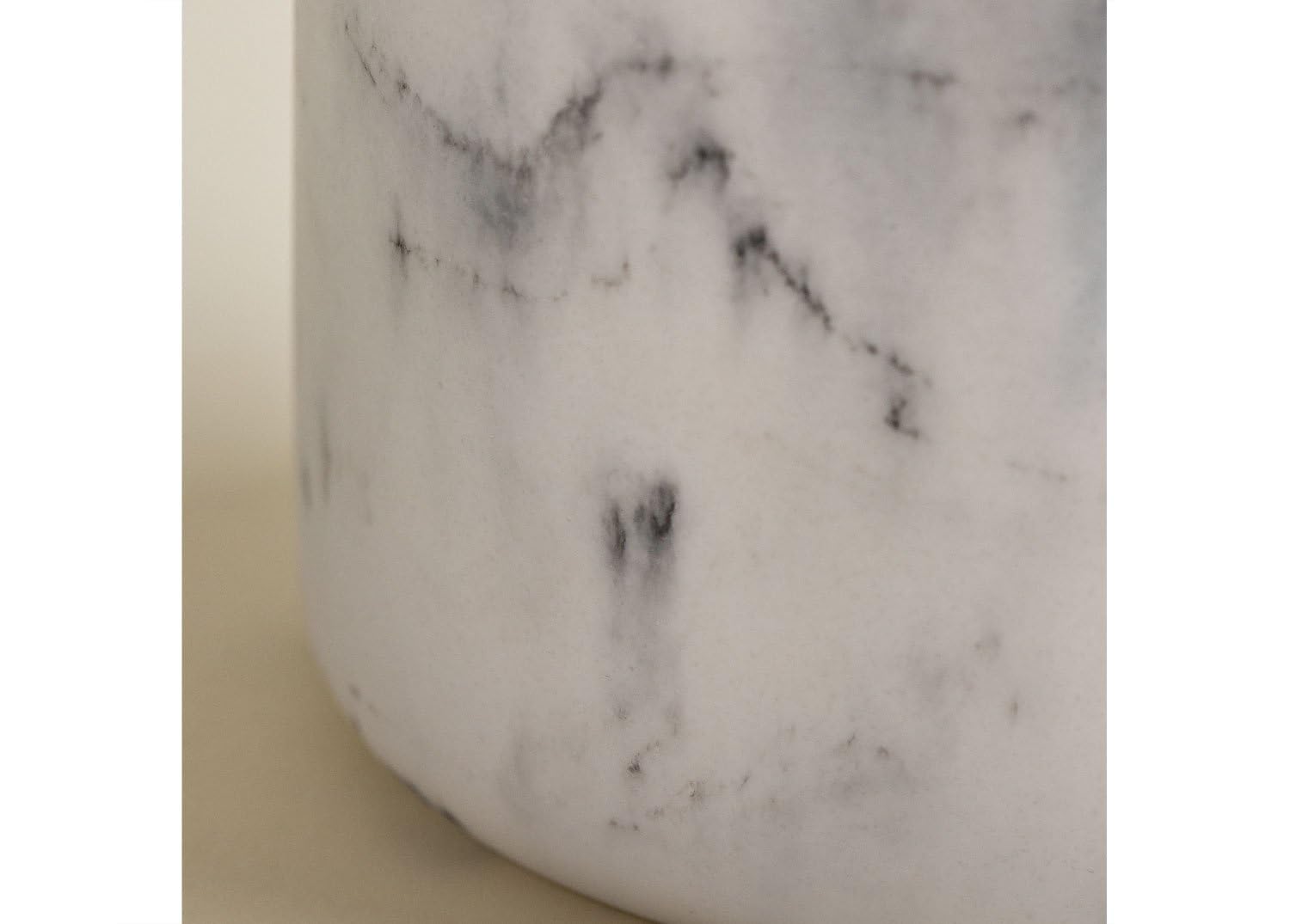 Sklum Yaele barattolo bagno bianco effetto marmo