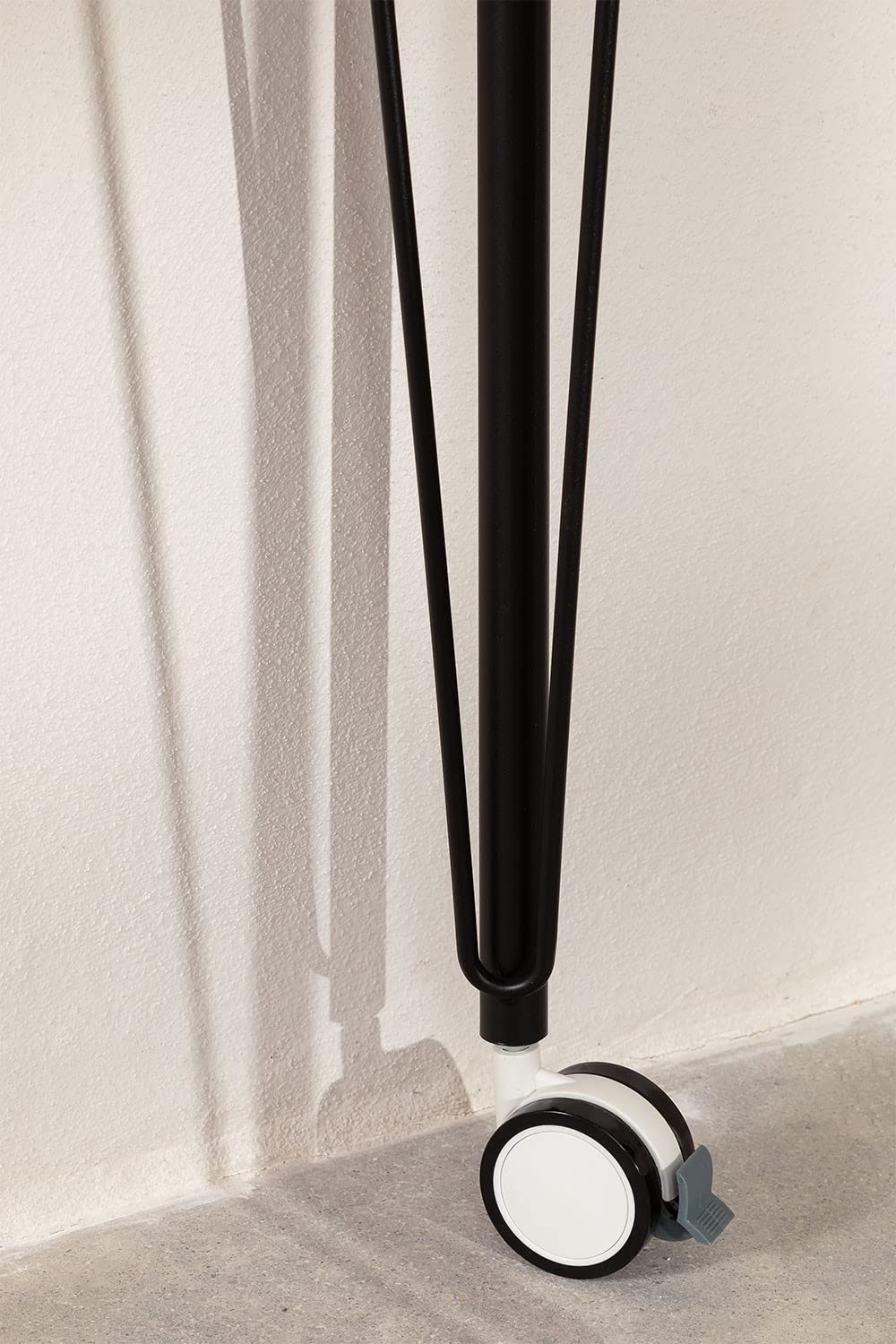 Sklum Nâpe Scrivania con Ruote Nero 120 cm