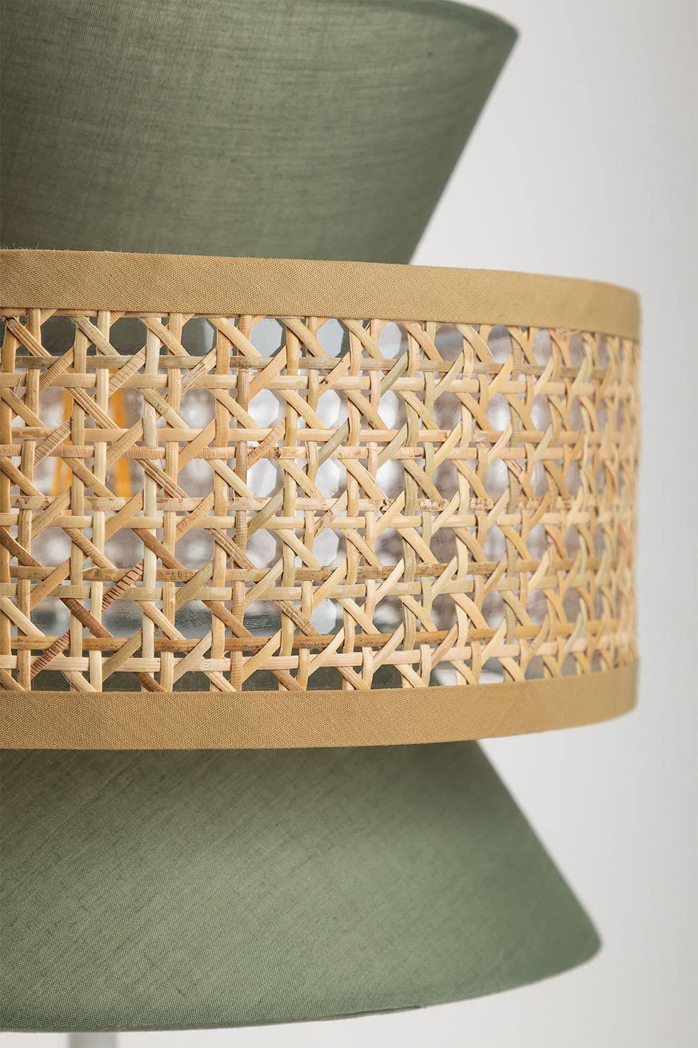 Sklum Yereh lampada da tavolo rattan verde kaki