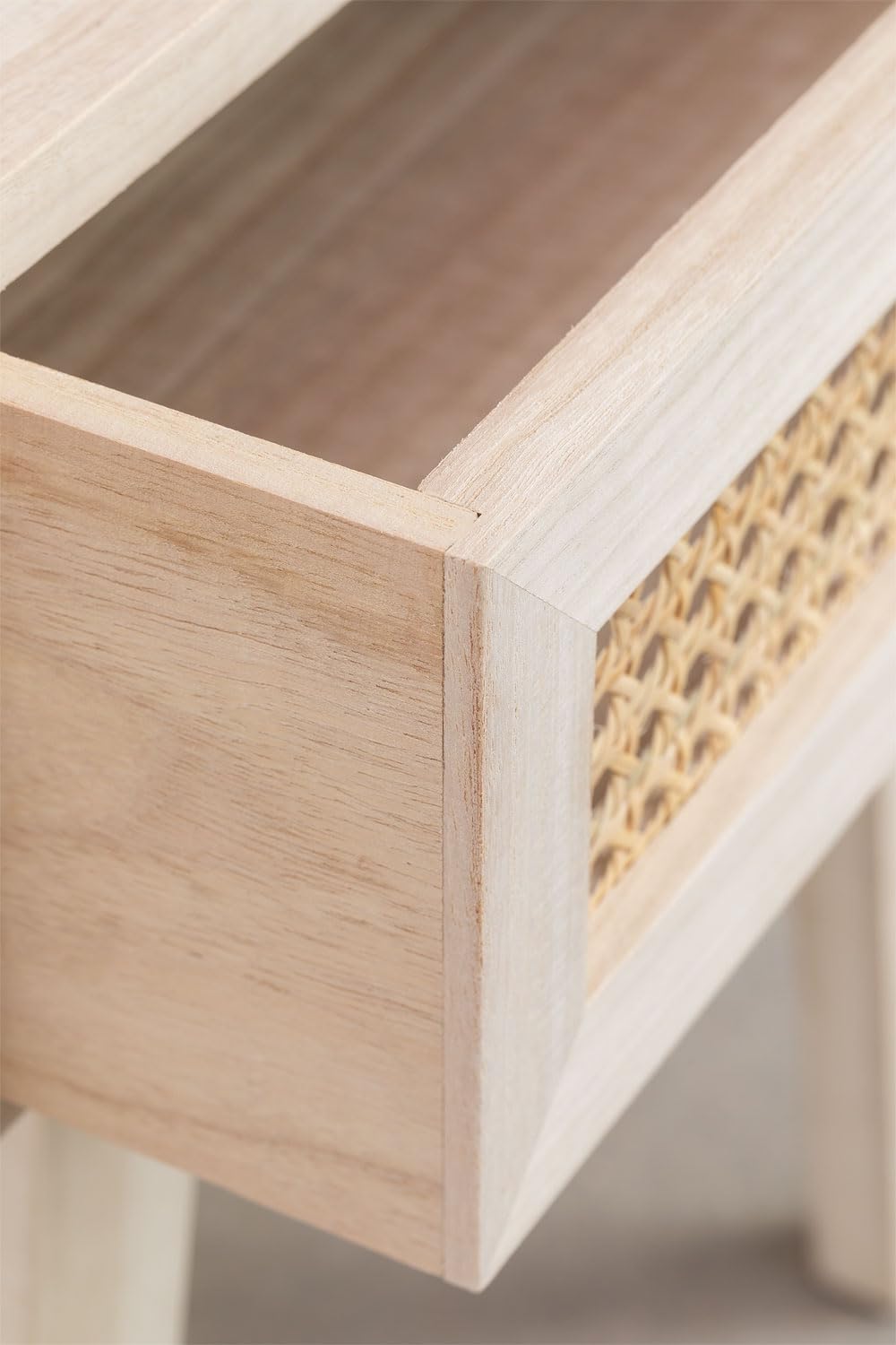 Sklum Ralik Design Comodino Legno con Cassetto Rattan