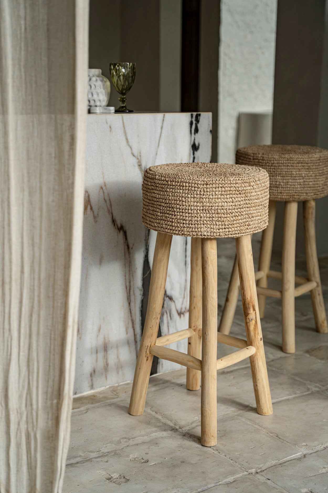 Bambua Raffia sgabello bar teak naturale
