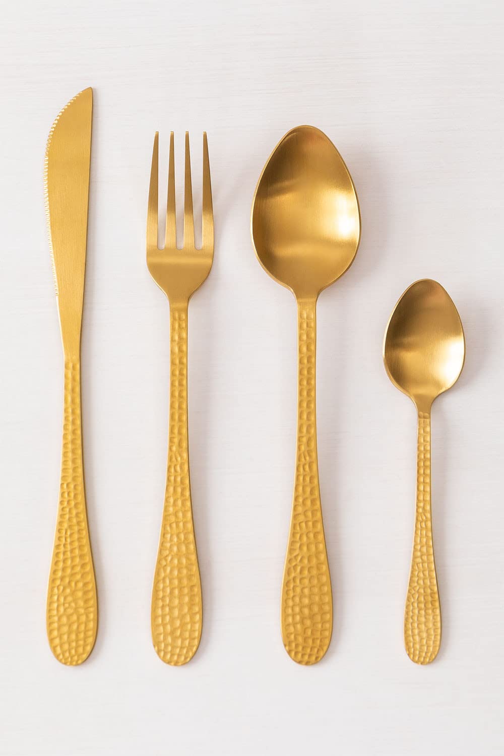 Sklum Aina Set Posate 16 Pezzi Acciaio Oro Opaco