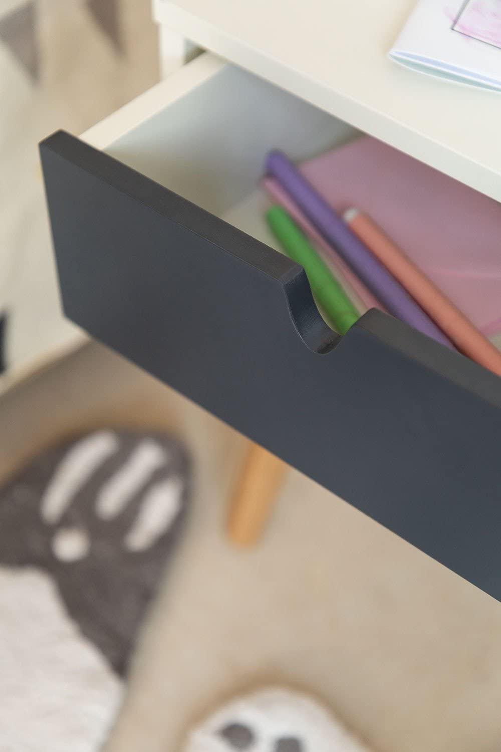 Sklum Abbir comodino bianco in MDF con cassetto