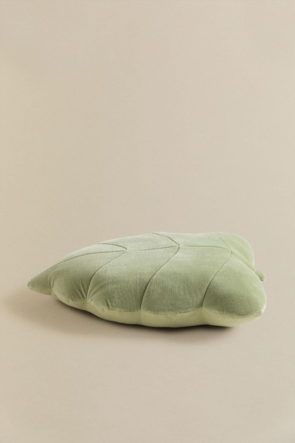 Sklum Liff cuscino in velluto verde foglia