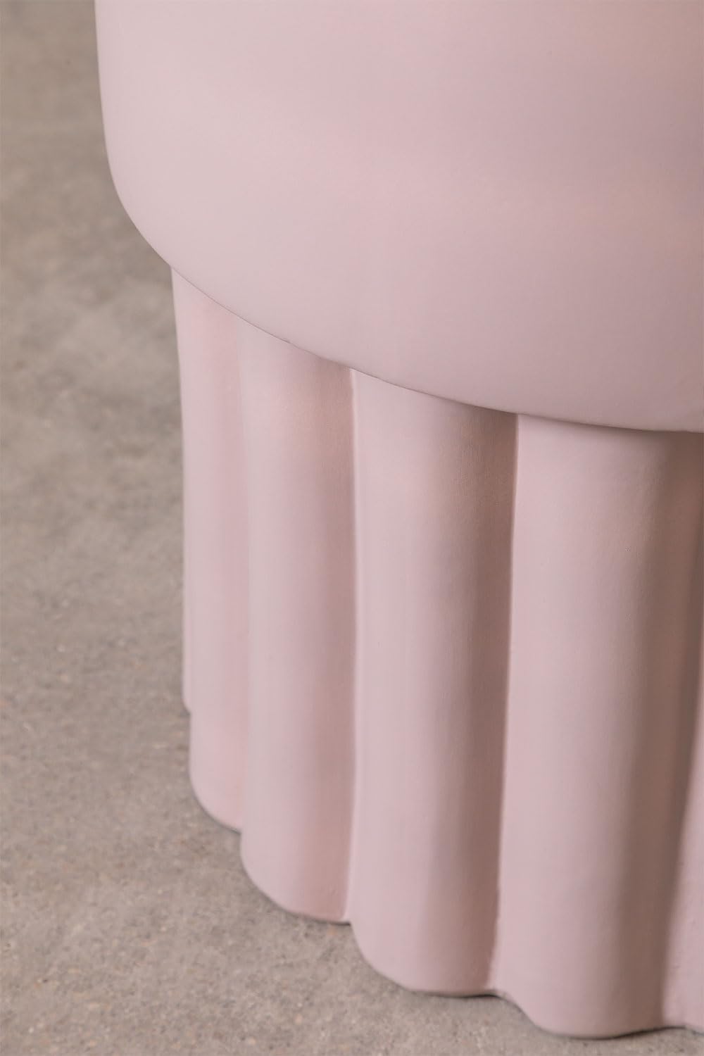 Sklum Luba Tavolino Rotondo in Ceramica Rosa Nocciola Ø33,5