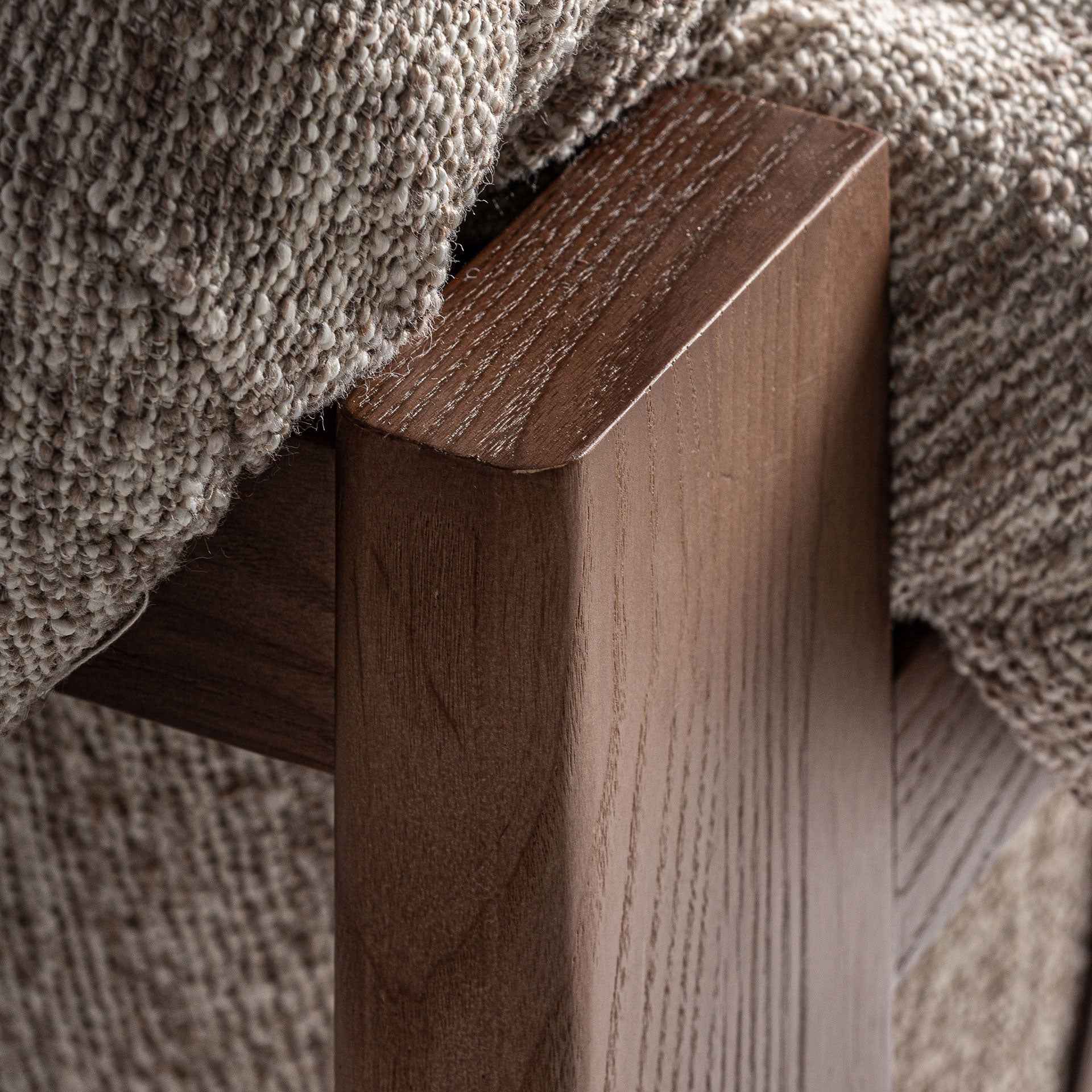 Bambua Uznach poltrona beige tessuto legno