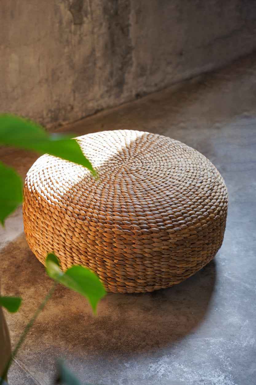 Bambua The Hyacinth pouf naturale M in giacinto