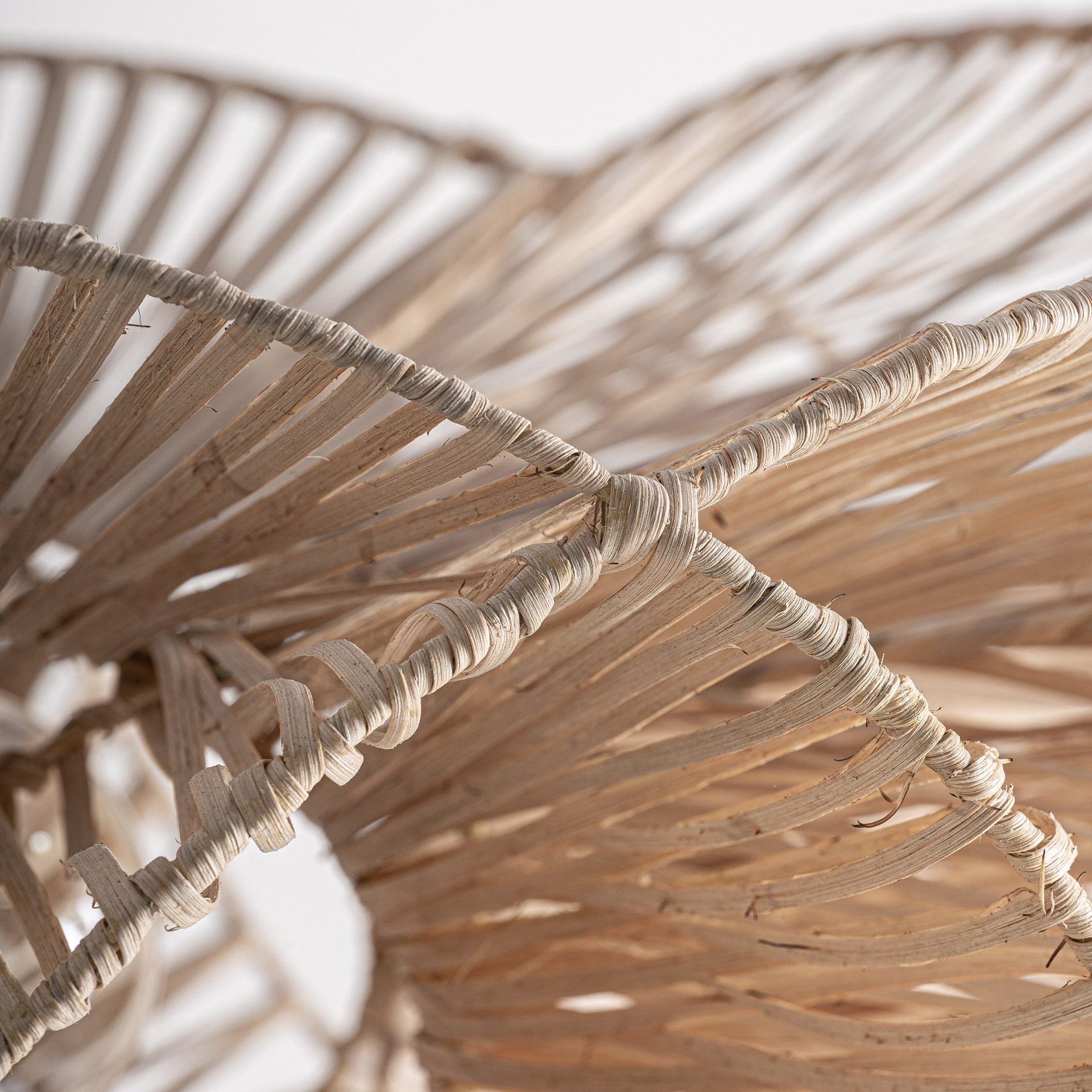 Bambua Varsha lampada piantana fibre naturali treppiede