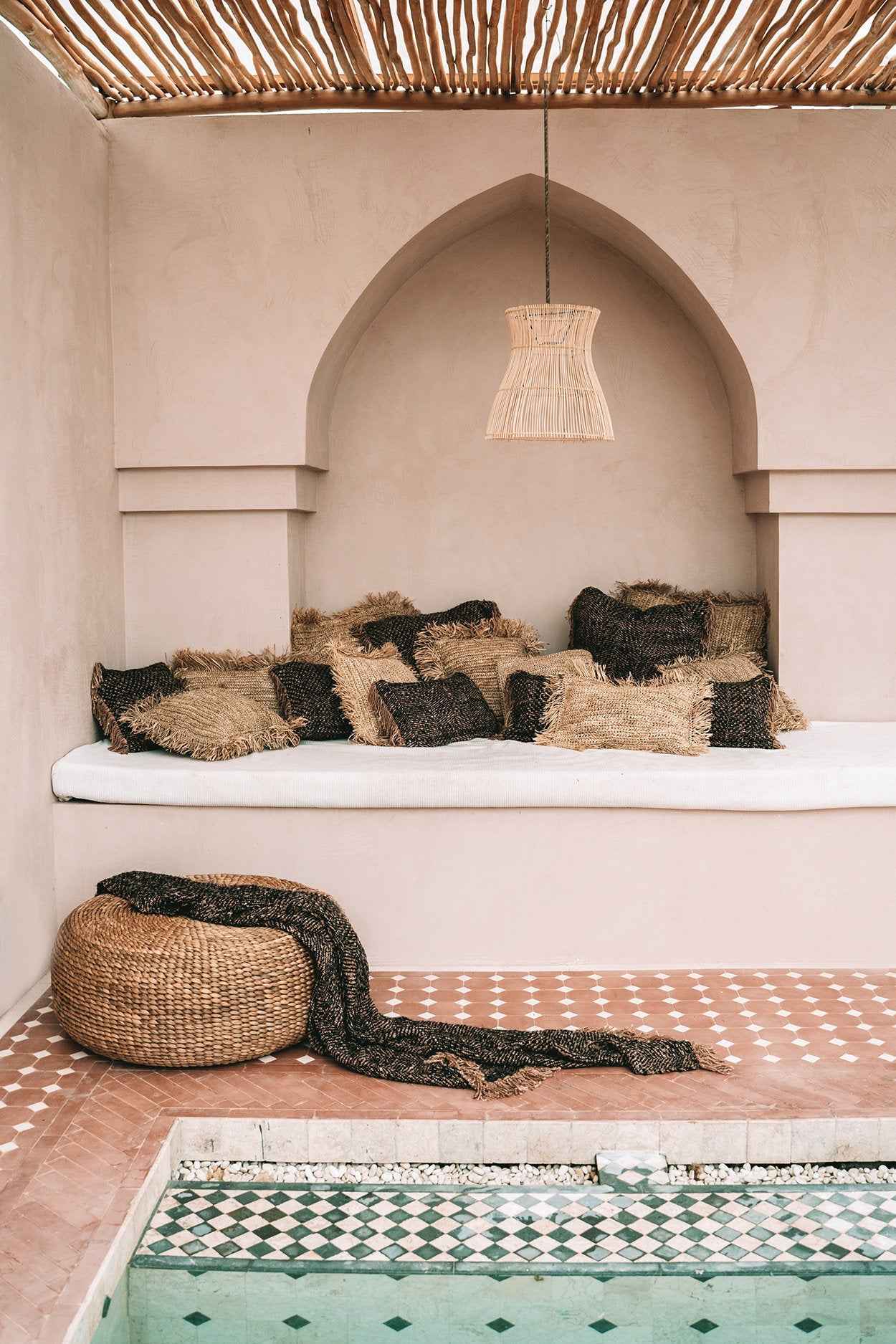 Bambua The Hyacinth pouf naturale M in giacinto