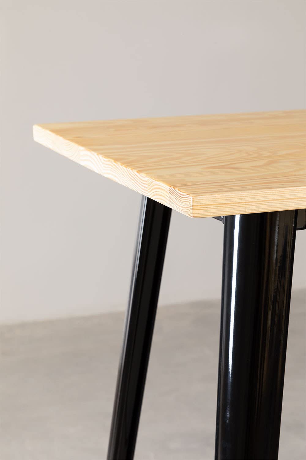 Sklum Lix tavolo alto 60x60 cm nero legno naturale